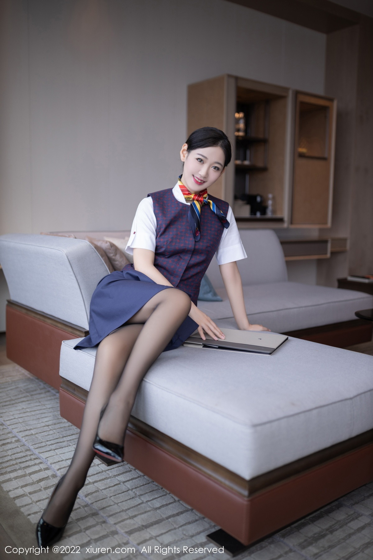 [XiuRen]高清写真图 2022.11.28 No.5922 唐安琪 制服黑丝