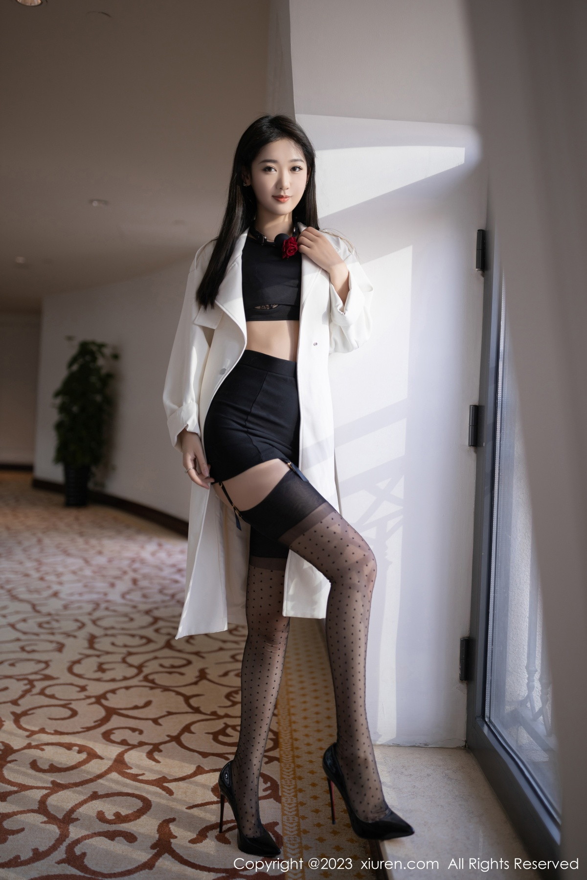 [XiuRen]高清写真图 2023.01.03 No.6079 唐安琪 情趣美腿