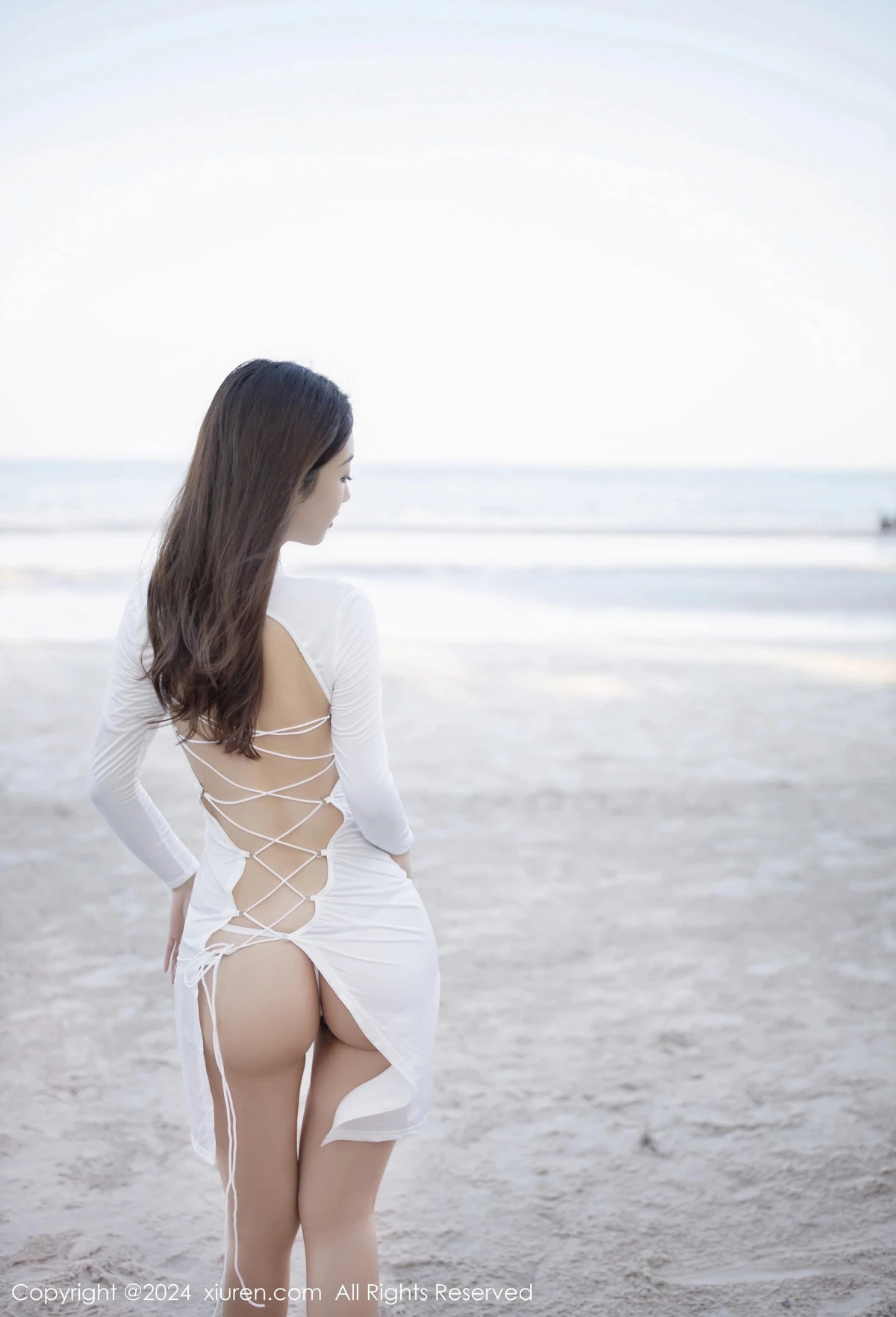 [XiuRen]高清写真图 2024.02.19 No.8110 唐安琪 沙滩美腿