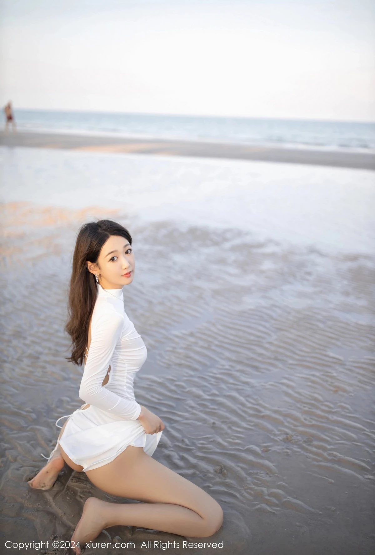 [XiuRen]高清写真图 2024.02.19 No.8110 唐安琪 沙滩美腿