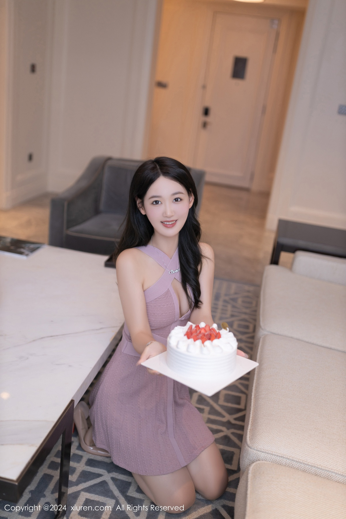 [XiuRen]高清写真图 2024.06.24 No.8748 唐安琪 生日主题