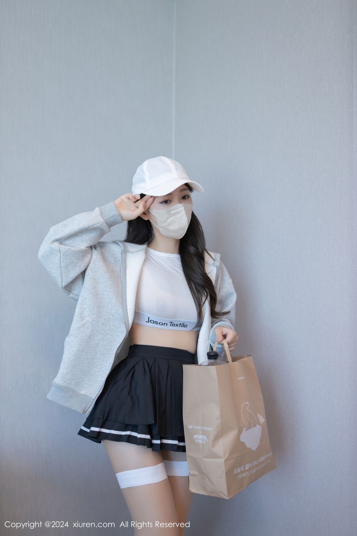 [XiuRen]高清写真图 2024.09.23 No.9196 唐安琪 丝袜美腿