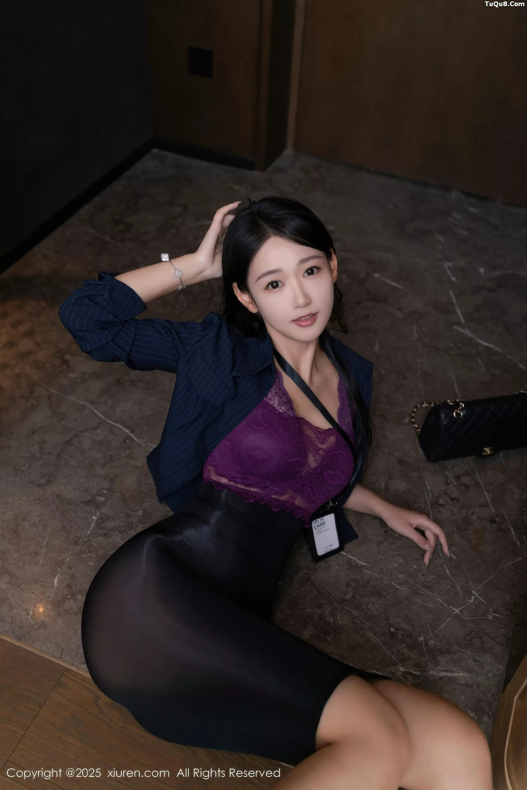[XiuRen]高清写真图 2025.10.27 No.10916 唐安琪 透视黑裙