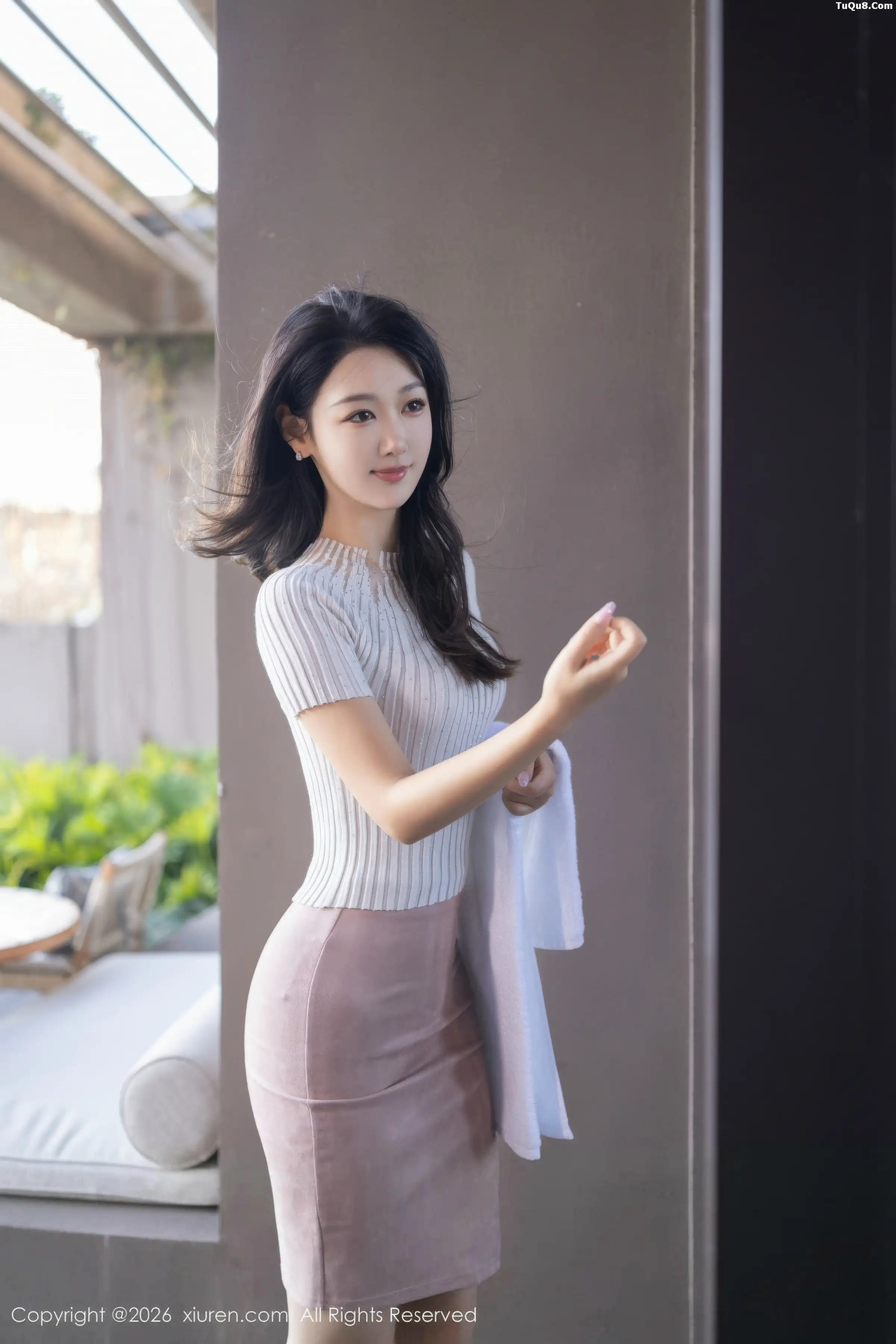 [XiuRen]高清写真图 2026.01.05 No.11195 唐安琪 超薄无内肉丝
