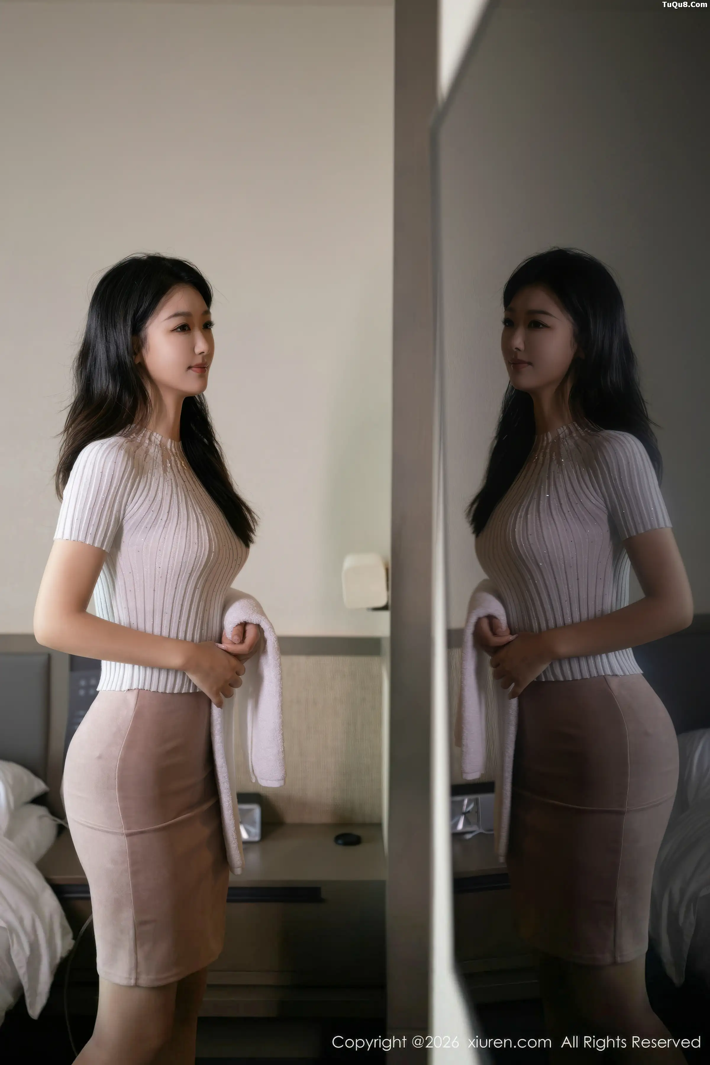 [XiuRen]高清写真图 2026.01.05 No.11195 唐安琪 超薄无内肉丝