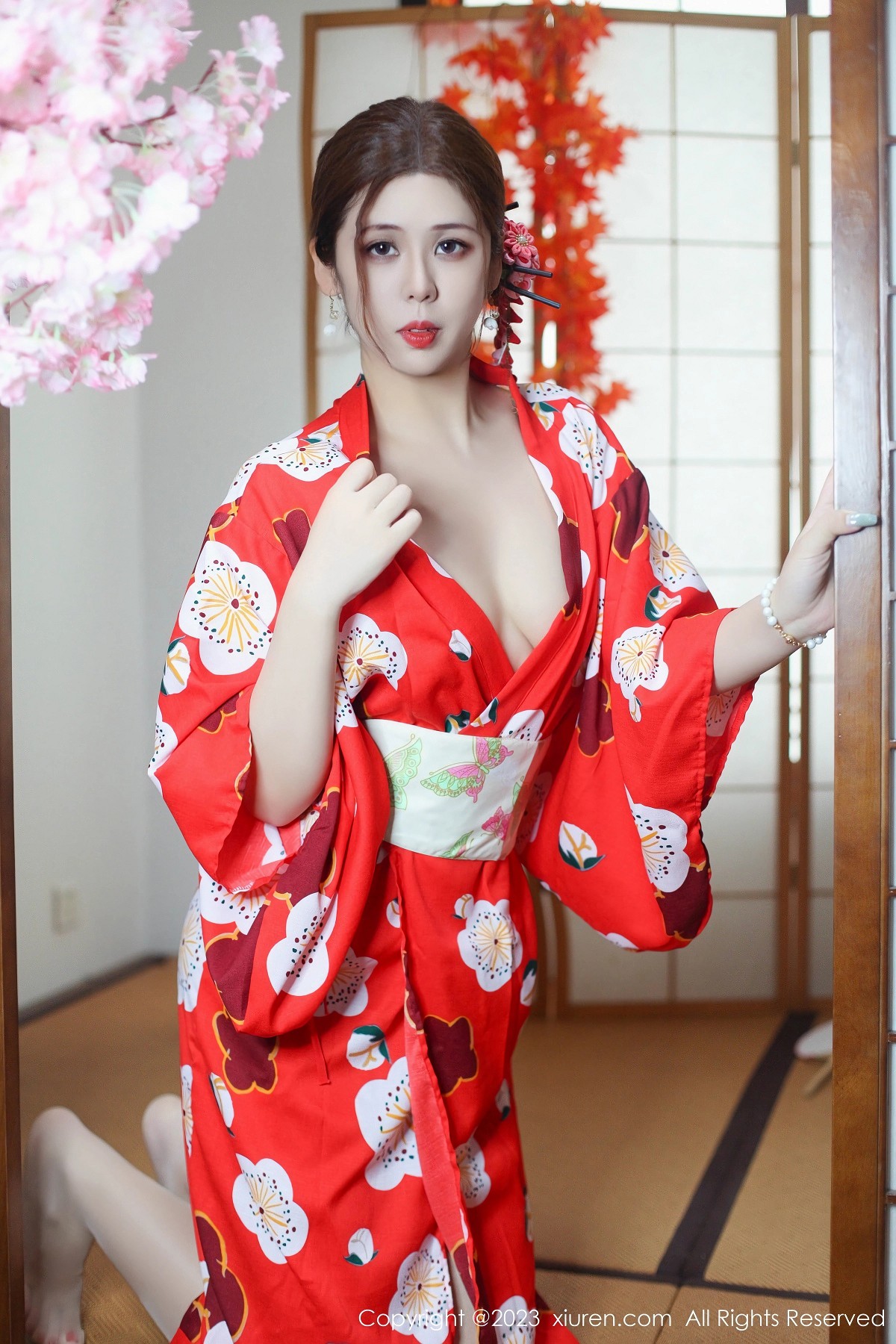 [XiuRen]高清写真图 2023.11.29 No.7736 月野兔美妞 和服美腿