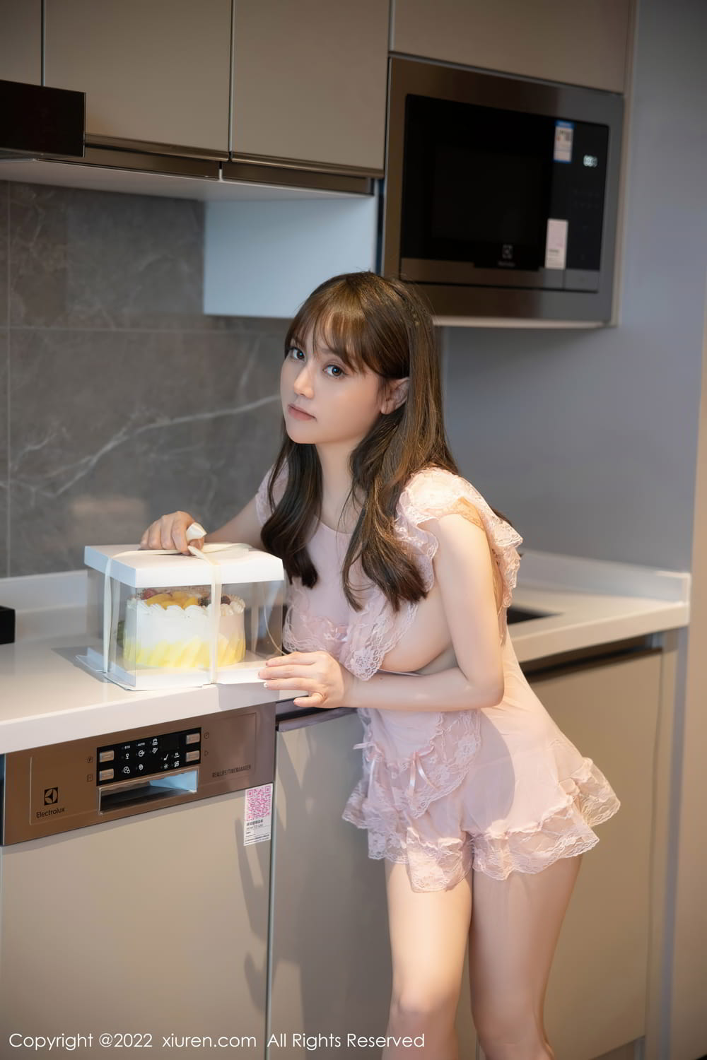 [XiuRen]高清写真图 2022.08.26 No.5497 豆瓣酱