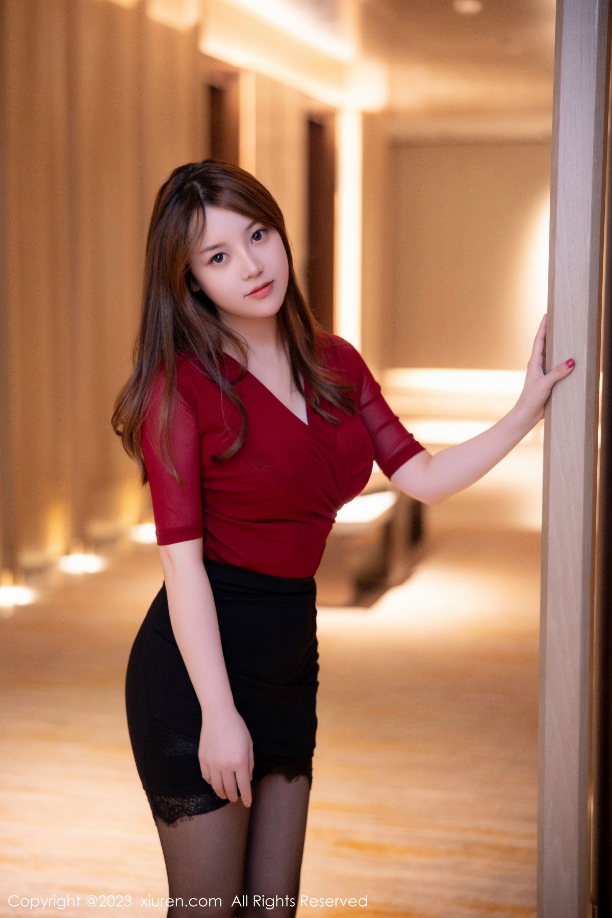 [XiuRen]高清写真图 2023.01.06 No.6096 豆瓣酱 黑丝美臀