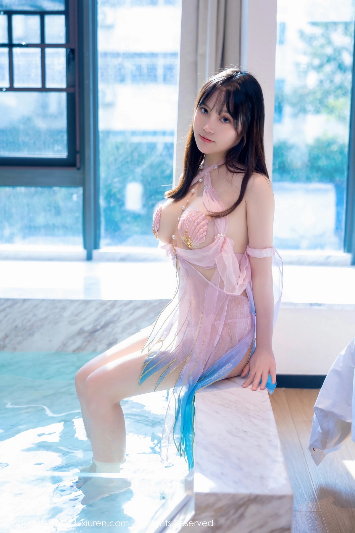 [XiuRen]高清写真图 2023.11.10 No.7650 豆瓣酱 丰腴美臀