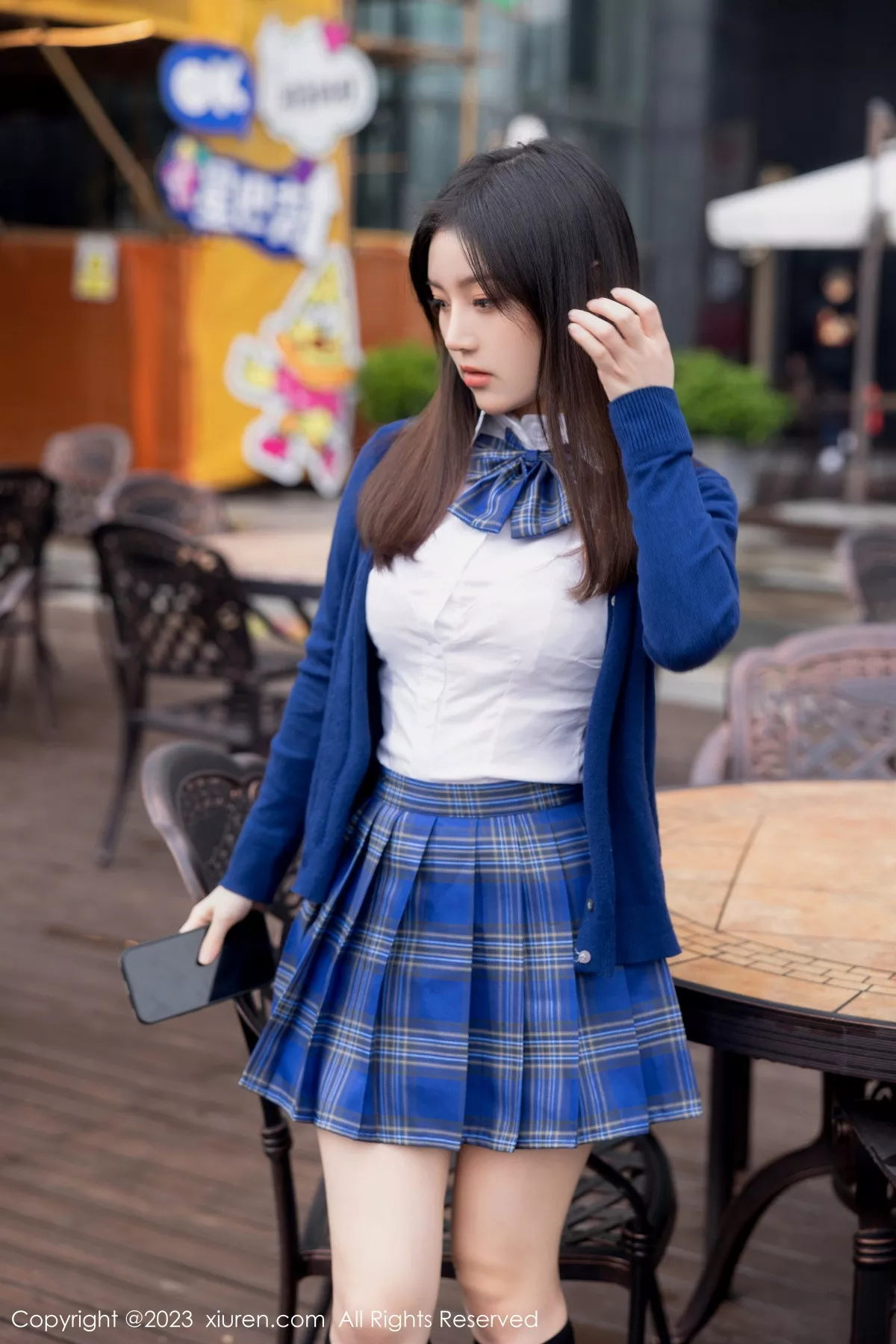 [XiuRen]高清写真图 2023.12.01 No.7754 豆瓣酱 丝袜美臀