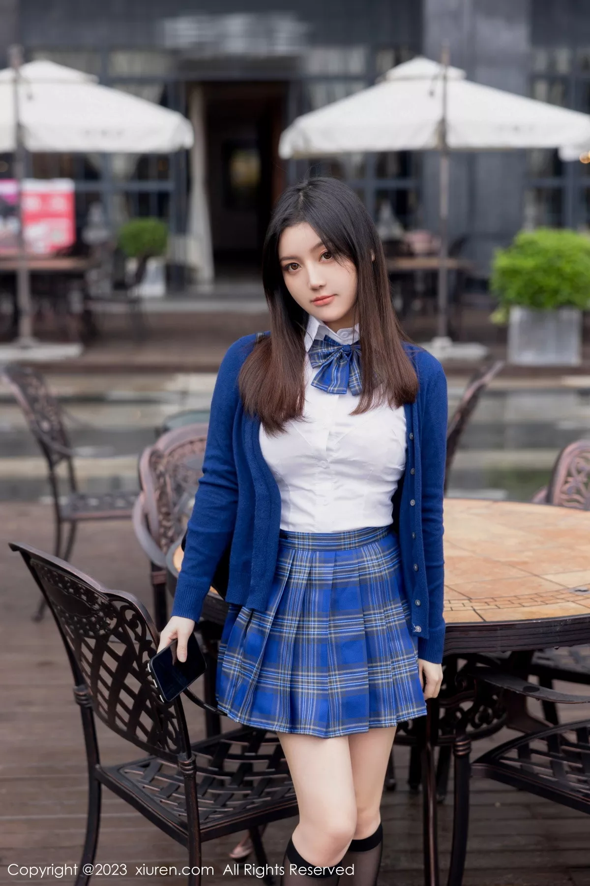 [XiuRen]高清写真图 2023.12.01 No.7754 豆瓣酱 丝袜美臀