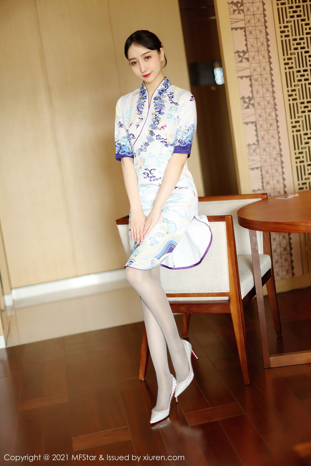 [MFStar]高清写真图 2021.04.30 VOL.490 水水er