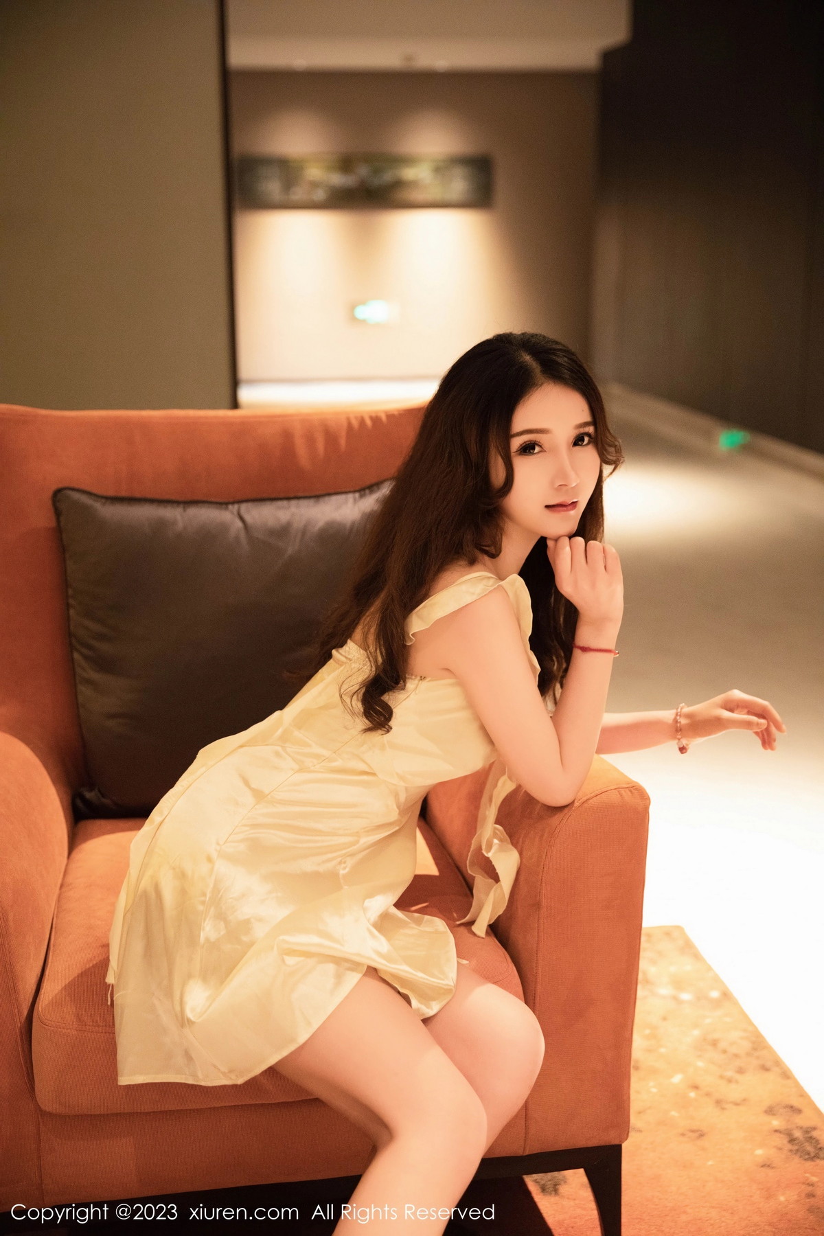[XiuRen]高清写真图 2023.10.25 No.7558 林煊煊 妩媚美腿