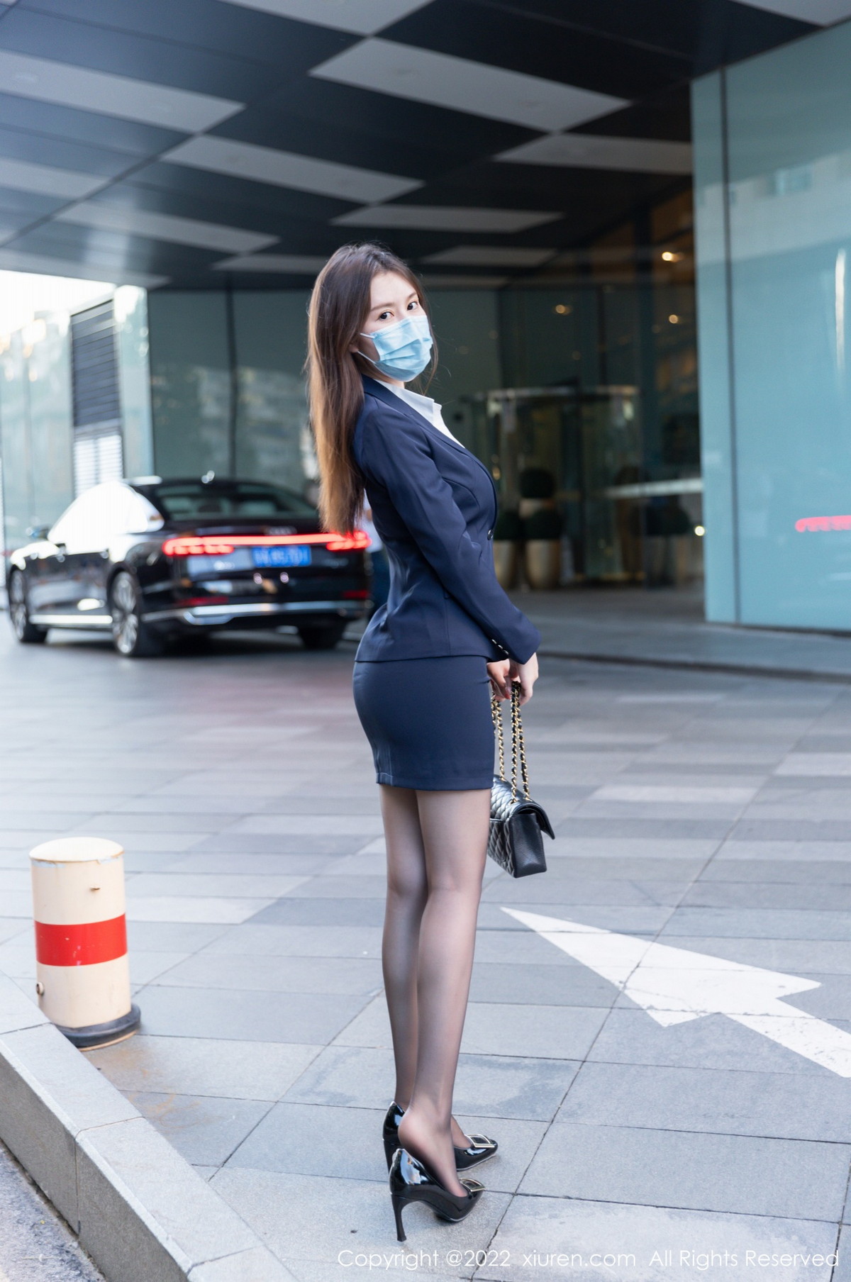 [XiuRen]高清写真图 2022.12.14 No.5993 吴雪瑶 美腿黑丝