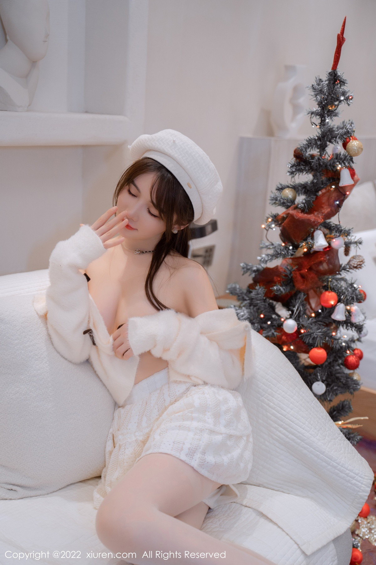 [XiuRen]高清写真图 2022.12.21 No.6025 婠婠么 丝袜美腿