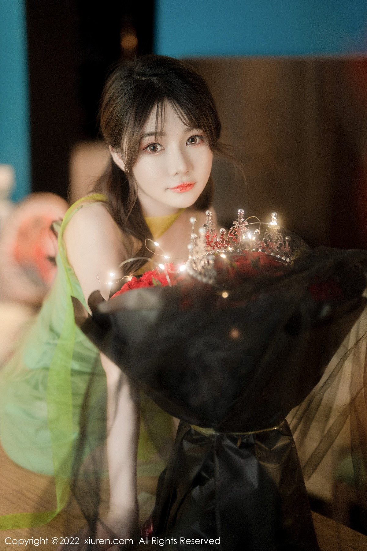[XiuRen]高清写真图 2022.11.18 No.5875 婠婠么 丰腴美臀
