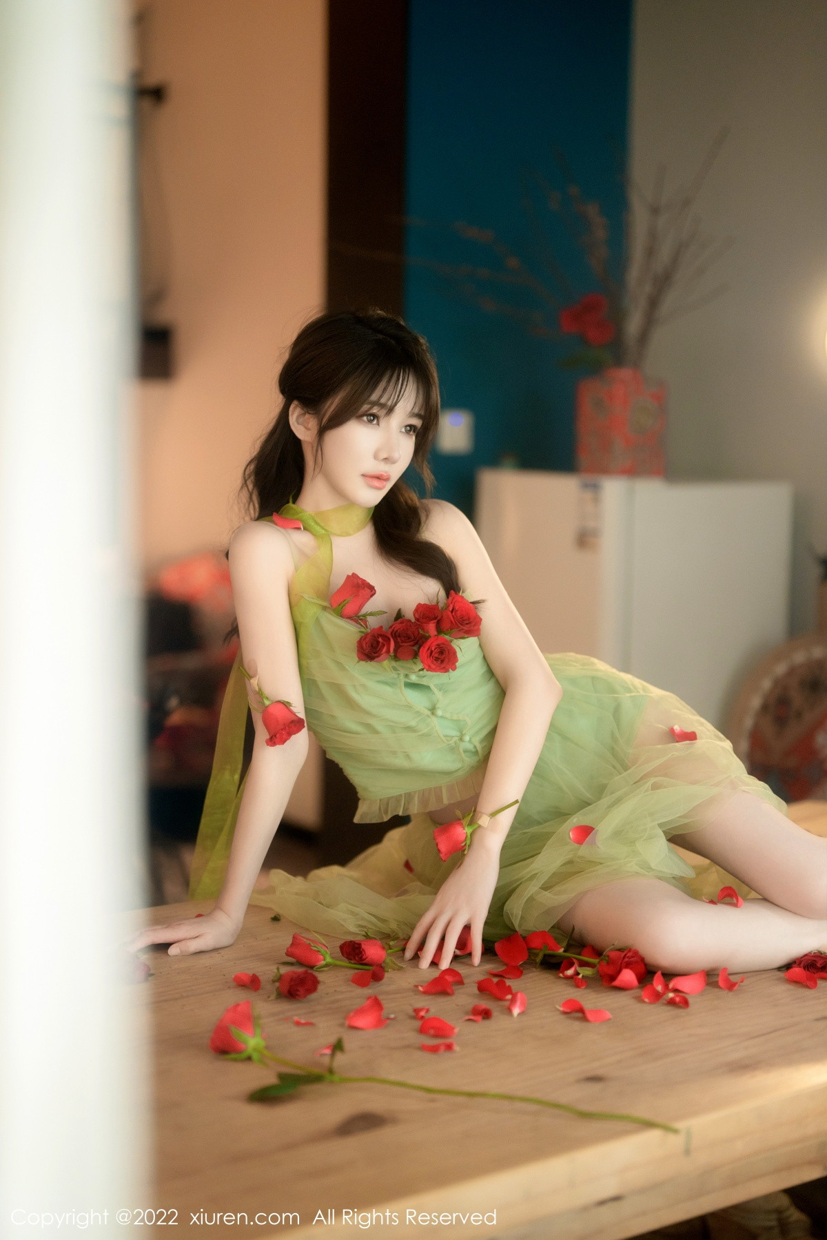 [XiuRen]高清写真图 2022.11.18 No.5875 婠婠么 丰腴美臀