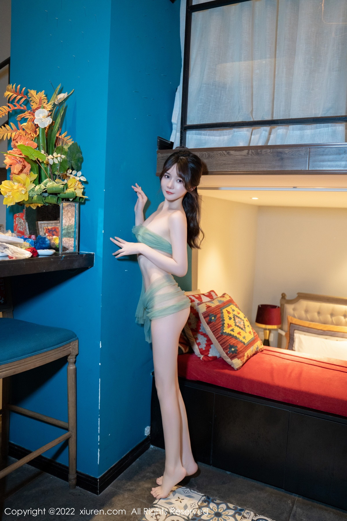 [XiuRen]高清写真图 2022.11.03 No.5800 婠婠么 美腿妩媚