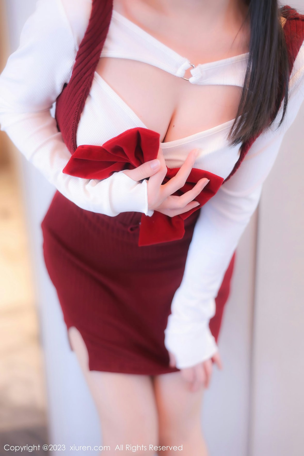 [XiuRen]高清写真图 2023.01.20 No.6168 婠婠么 丝袜美腿