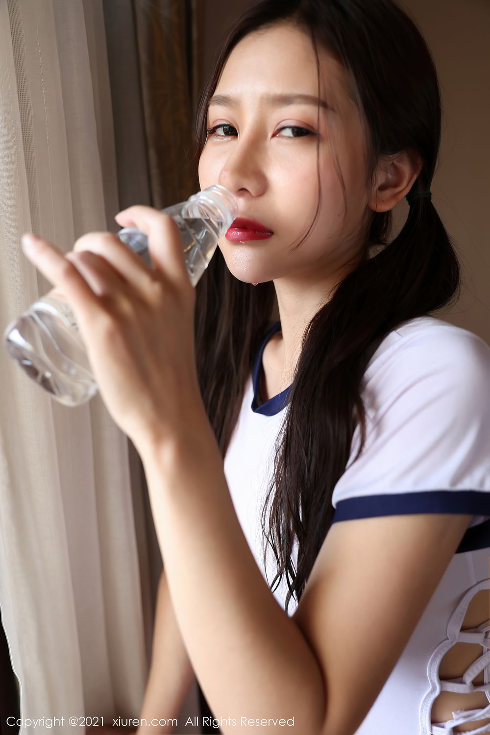 [XiuRen]高清写真图 2021.03.15 VOL.3201 尹甜甜