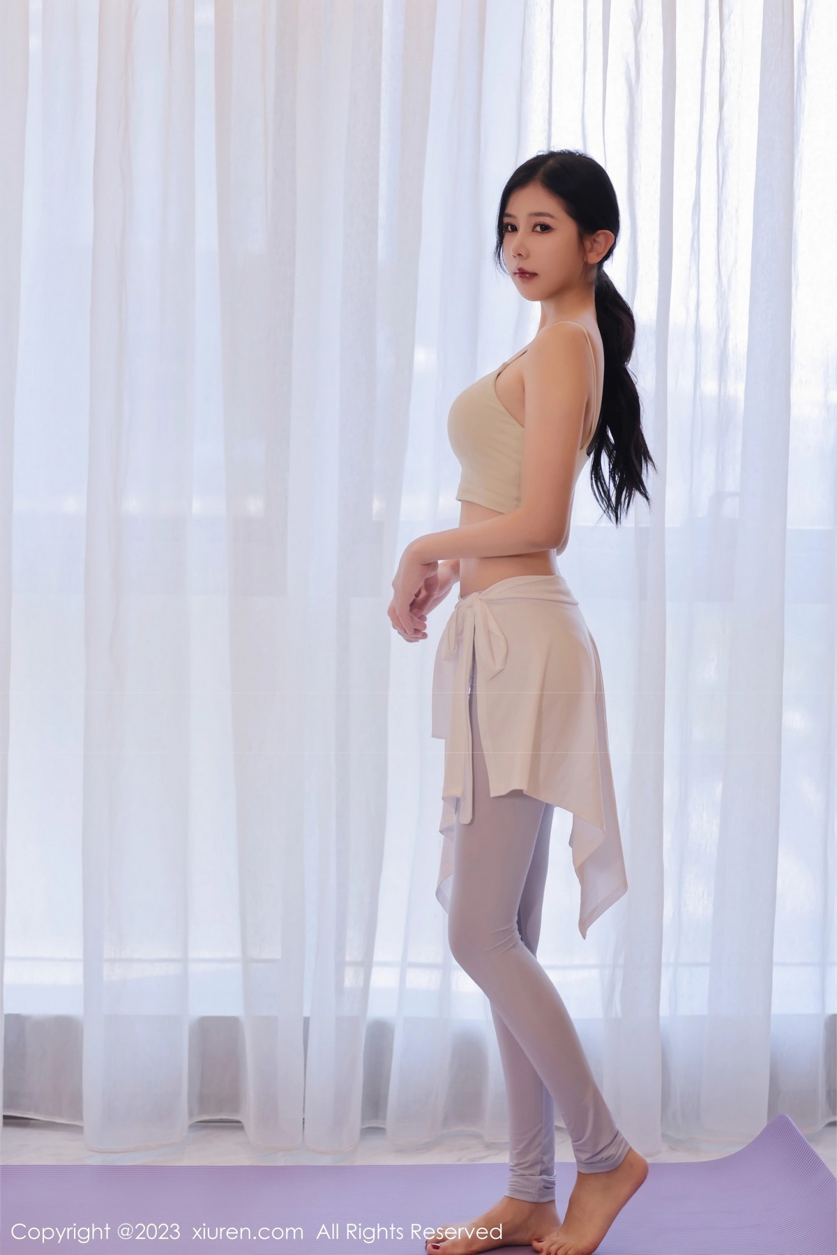 [XiuRen]高清写真图 2023.08.28 No.7294 尹甜甜 瑜伽美腿