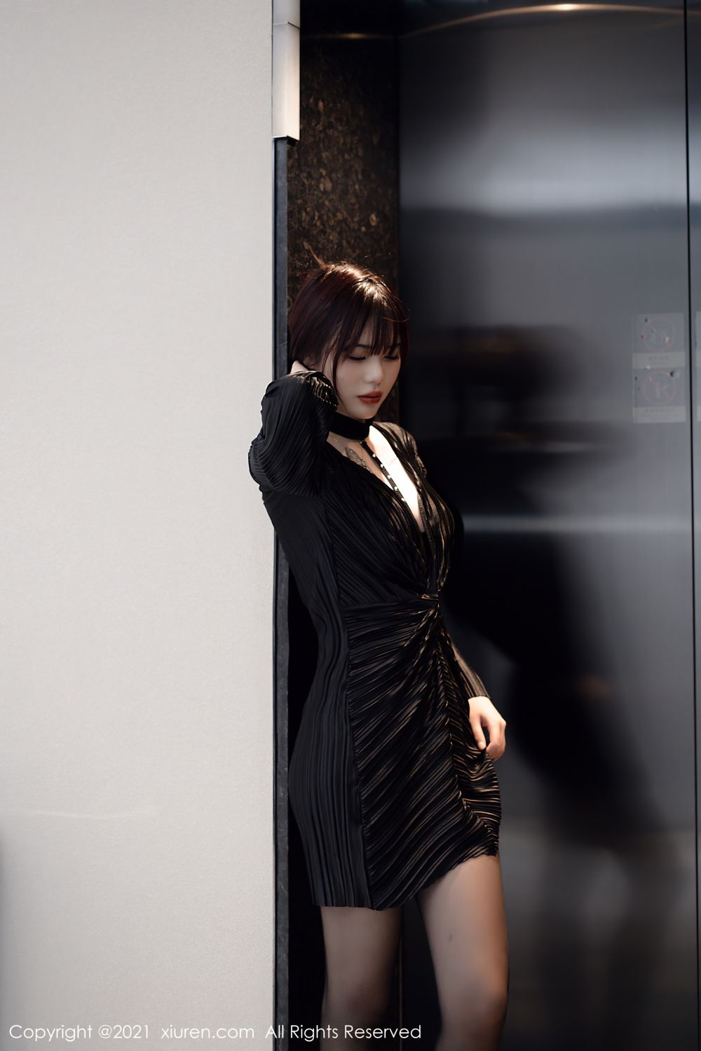 [XiuRen]高清写真图 2021.10.19 No.4080 Arude薇薇