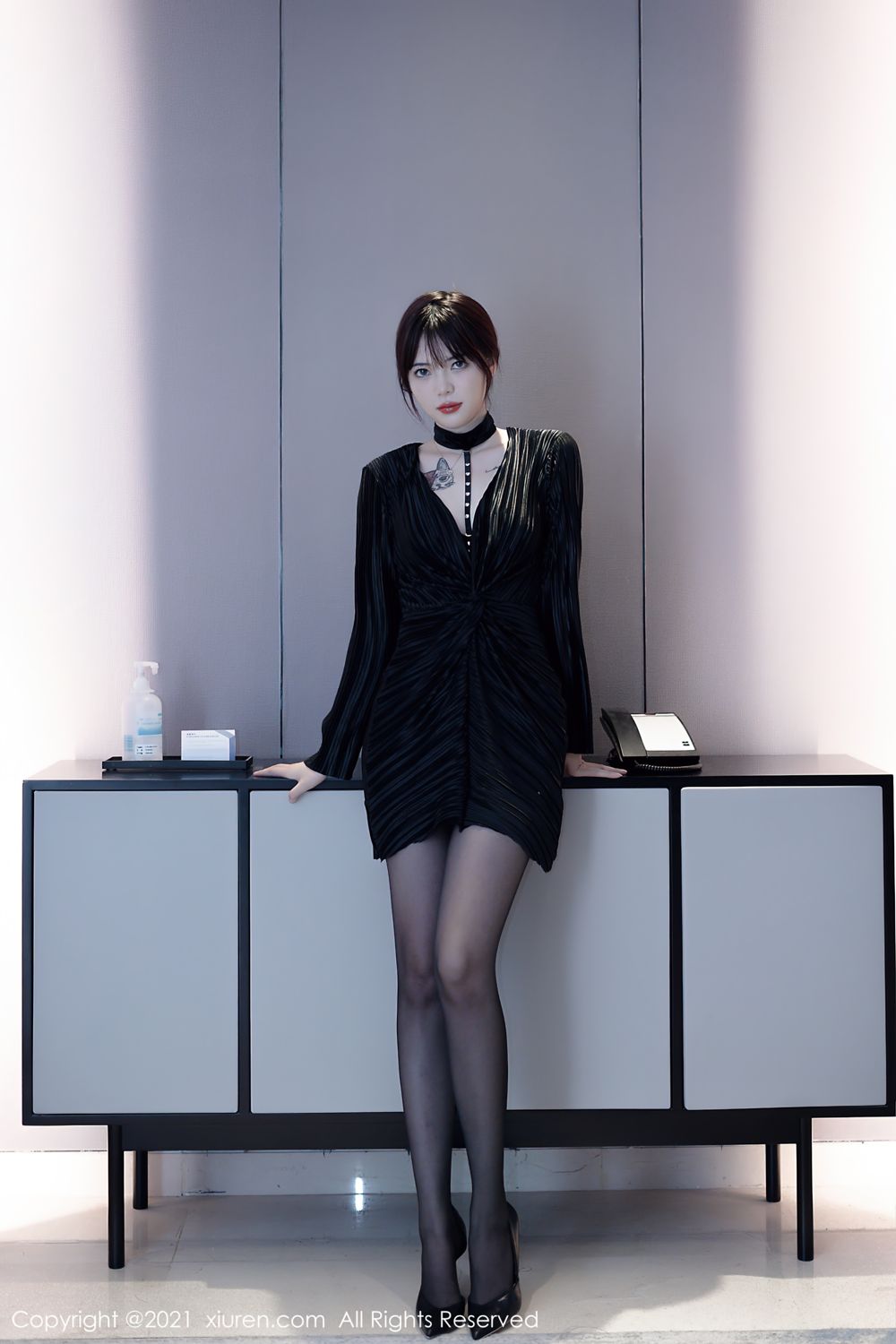 [XiuRen]高清写真图 2021.10.19 No.4080 Arude薇薇