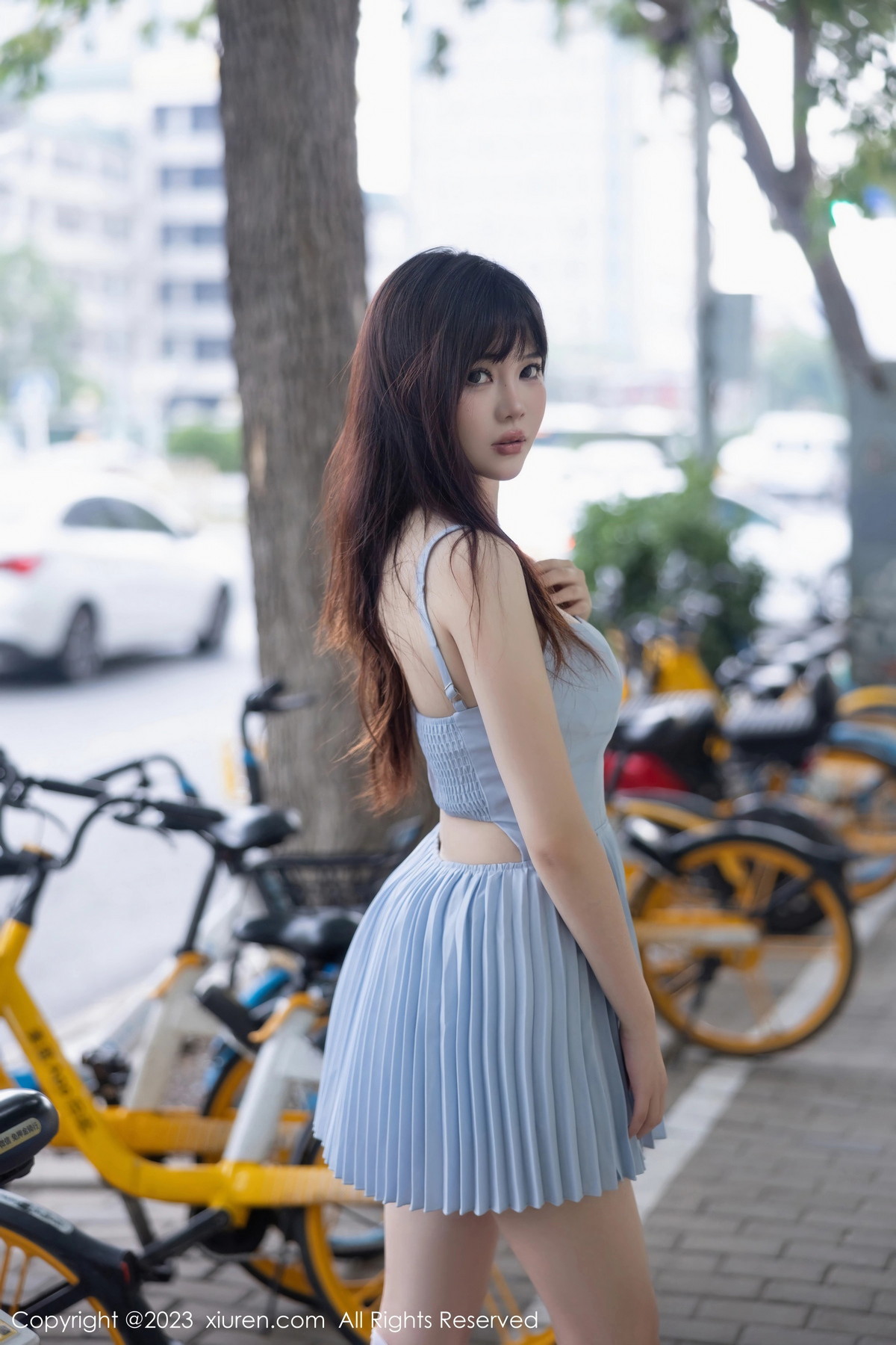 [XiuRen]高清写真图 2023.08.22 No.7266 Arude薇薇 丝袜美腿