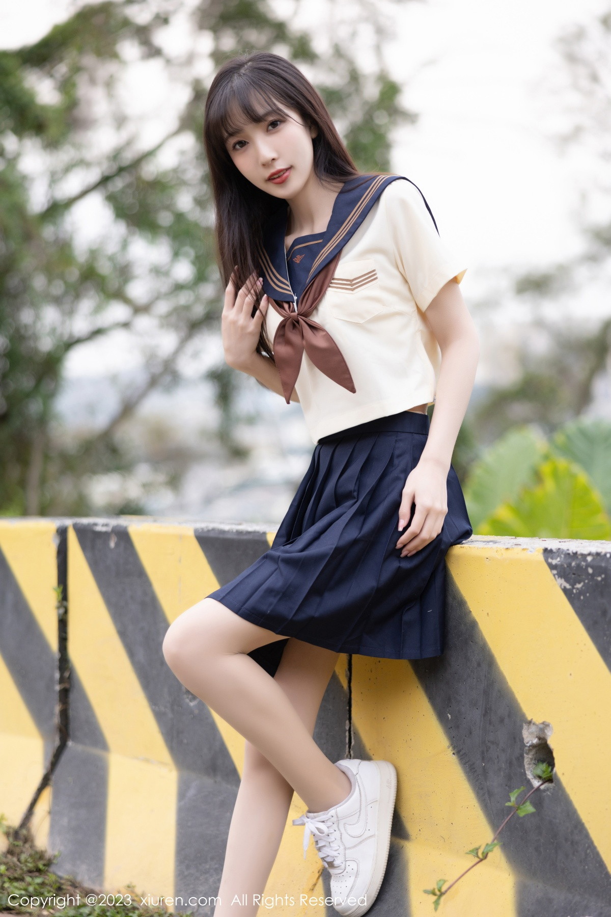 [XiuRen]高清写真图 2023.01.12 No.6126 林星阑 制服美腿