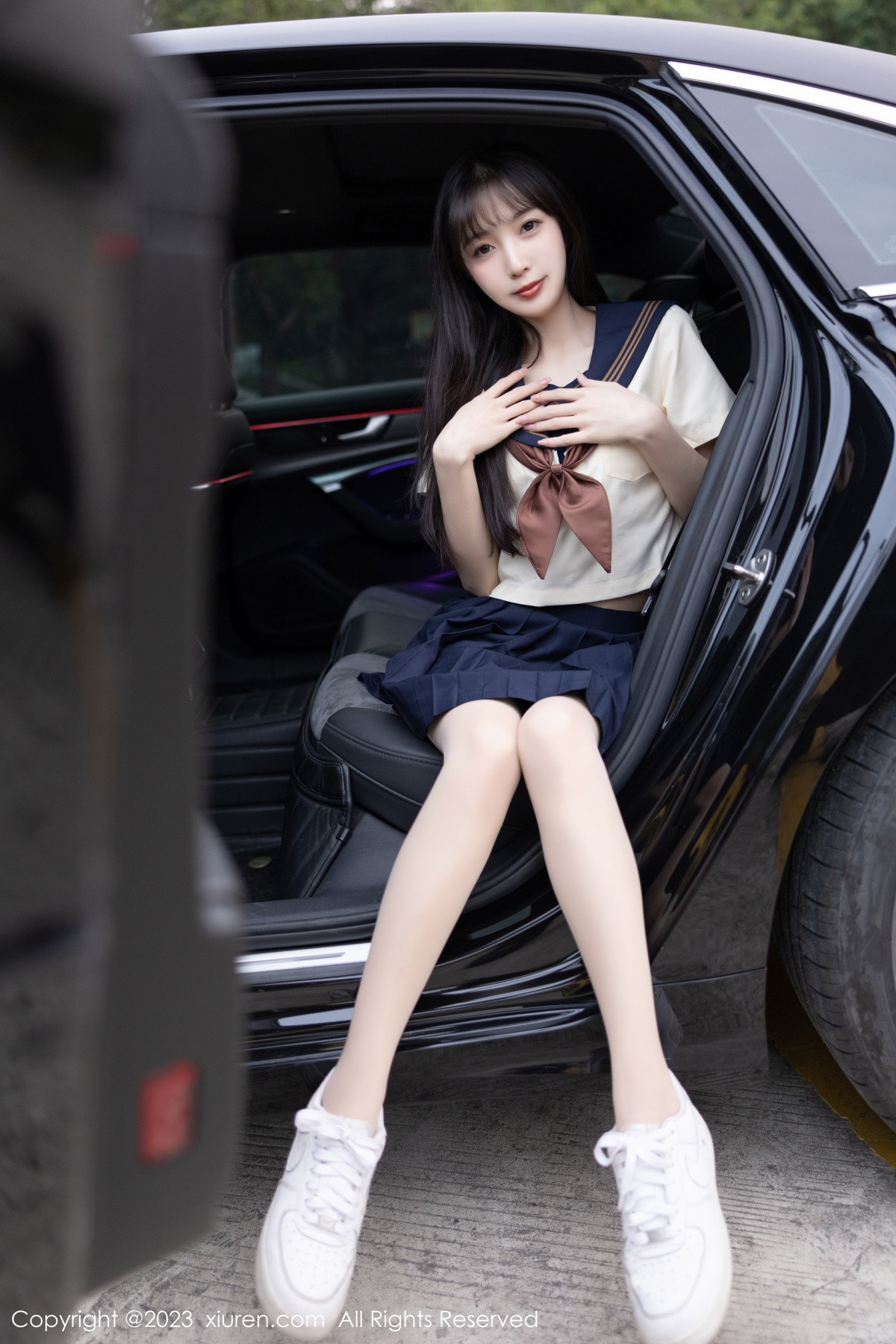 [XiuRen]高清写真图 2023.01.12 No.6126 林星阑 制服美腿