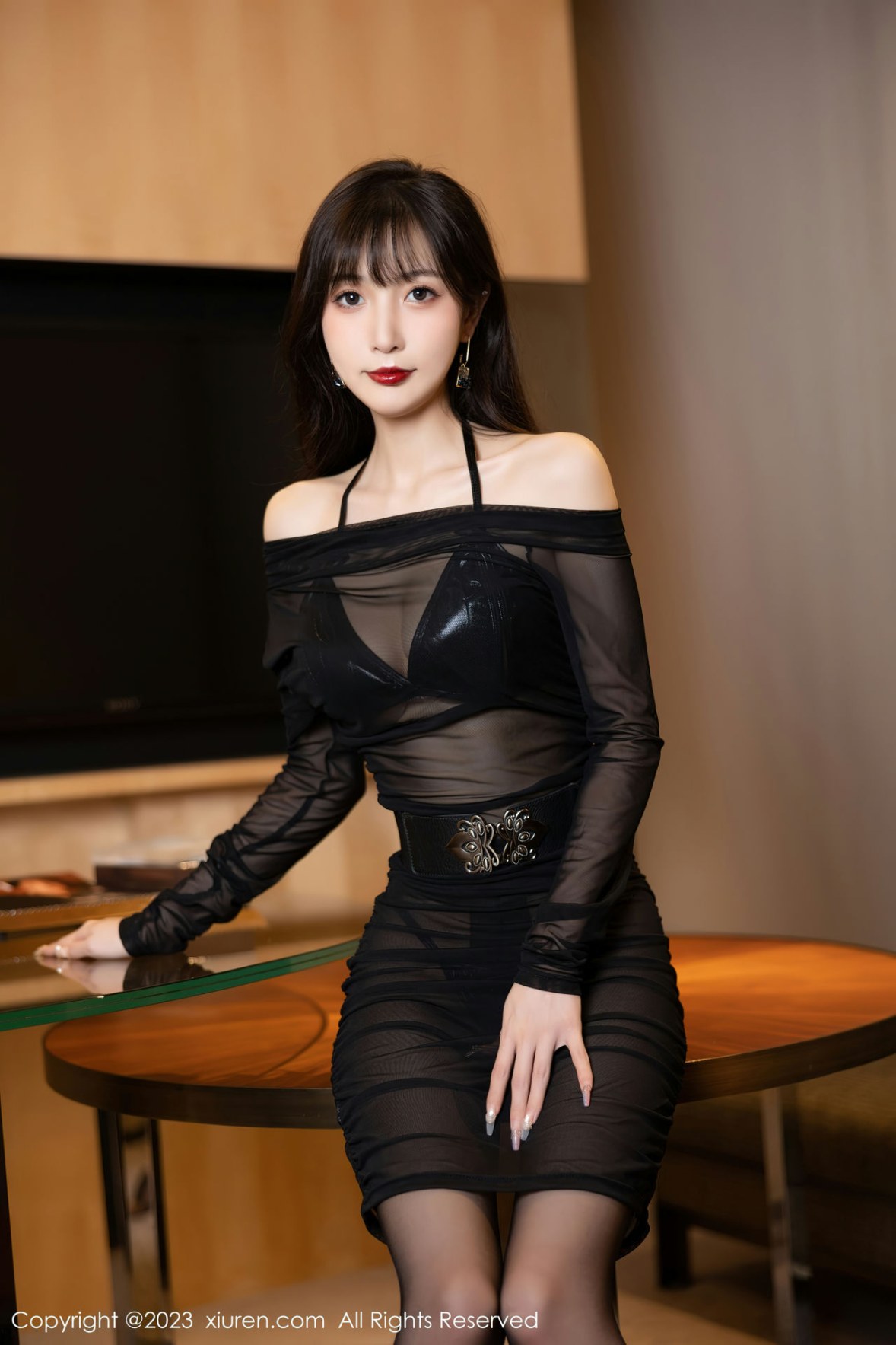 [XiuRen]高清写真图 2023.02.22 No.6307 林星阑 黑丝美腿