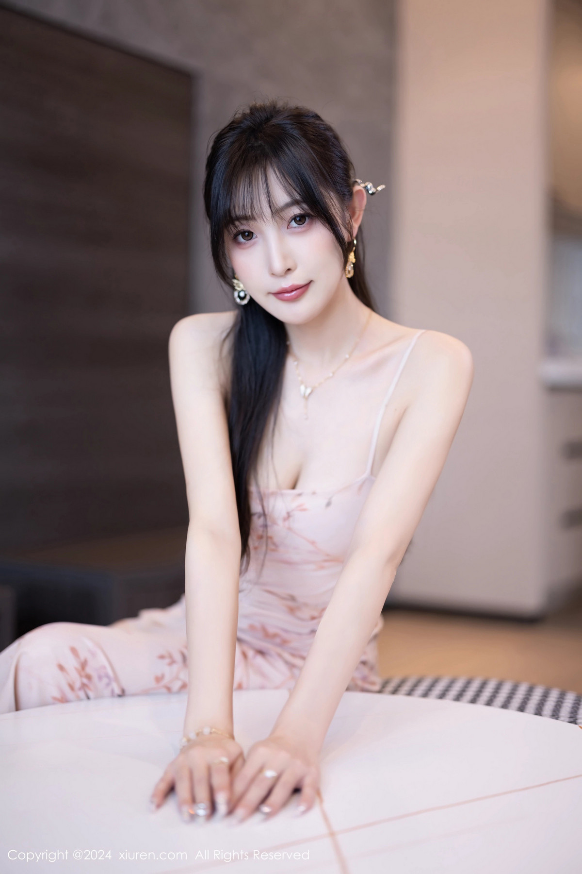 [XiuRen]高清写真图 2024.06.11 No.8682 林星阑 丝袜美腿