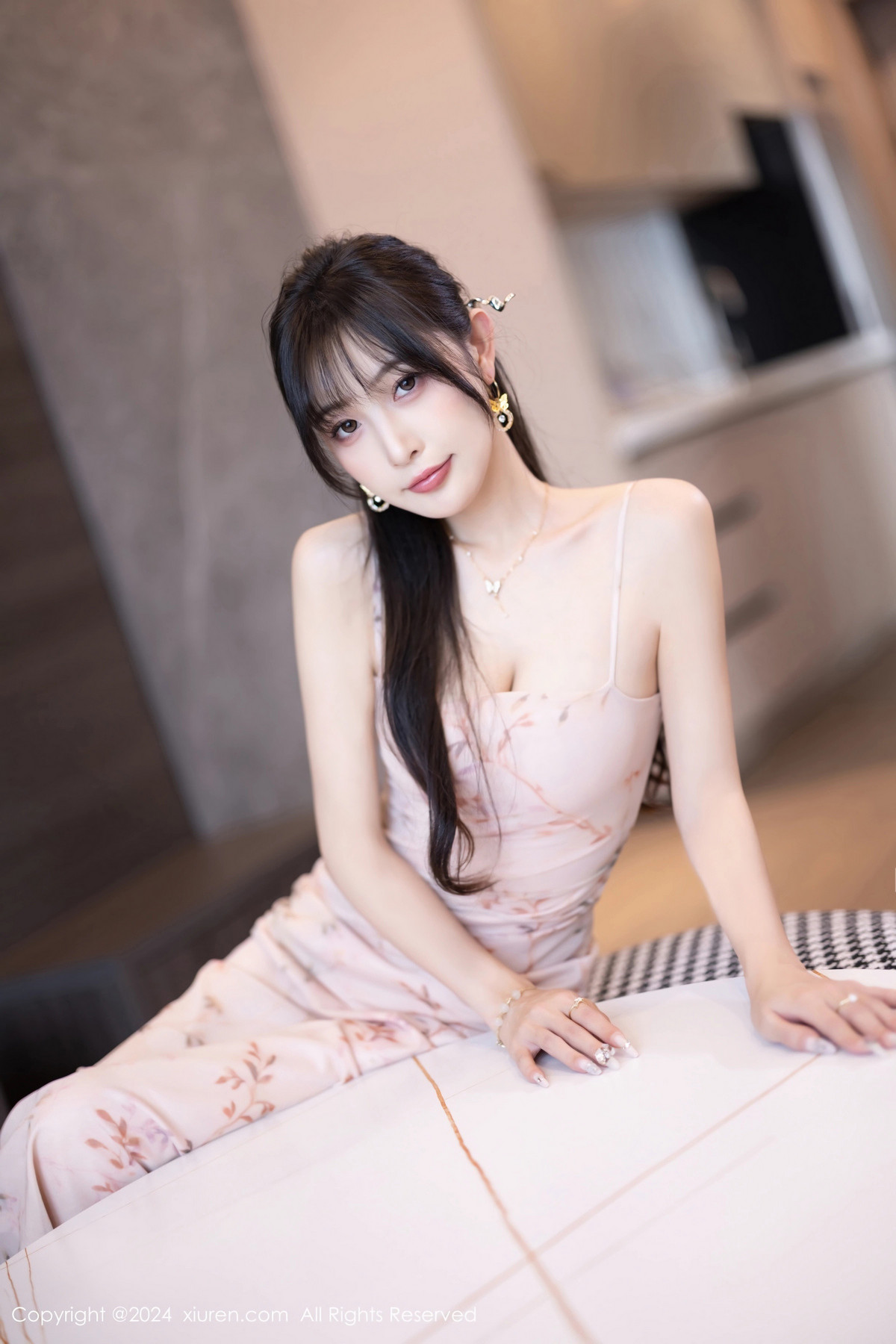 [XiuRen]高清写真图 2024.06.11 No.8682 林星阑 丝袜美腿