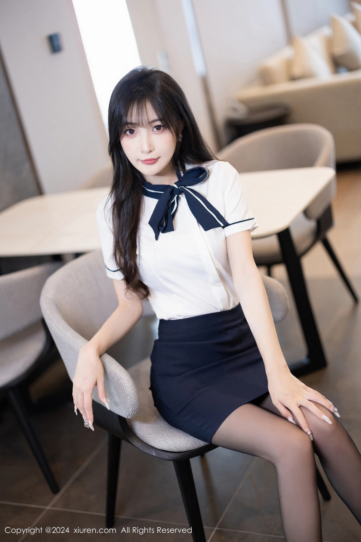[XiuRen]高清写真图 2024.06.19 No.8727 林星阑 黑丝美腿