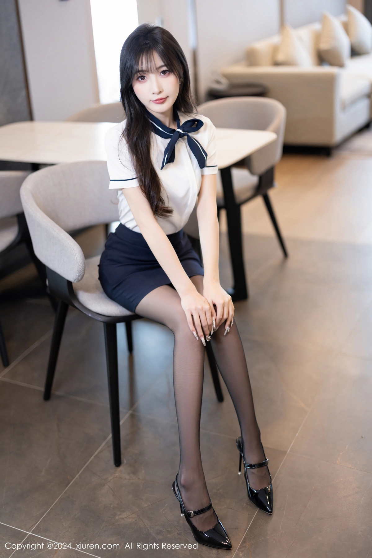 [XiuRen]高清写真图 2024.06.19 No.8727 林星阑 黑丝美腿