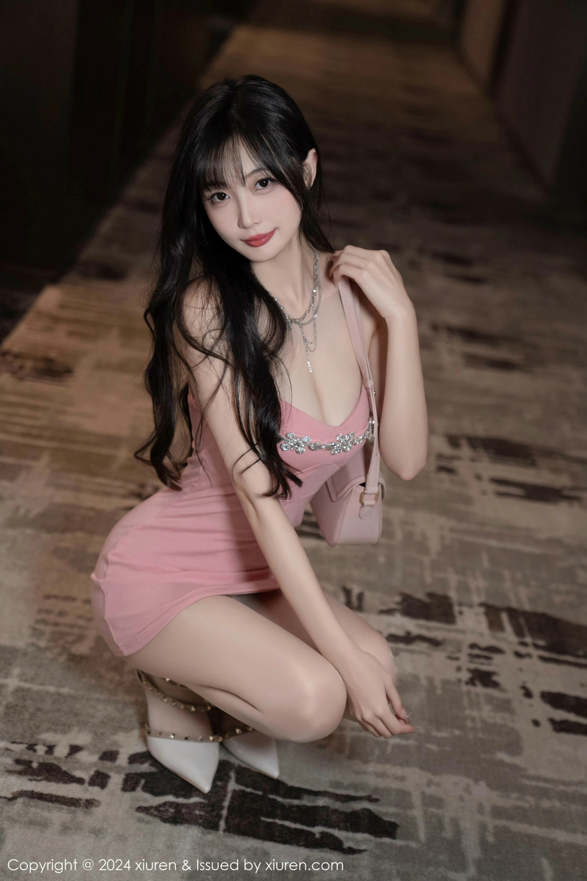 [XiuRen]高清写真图 2024.11.01 No.9380 林星阑 丝袜美腿