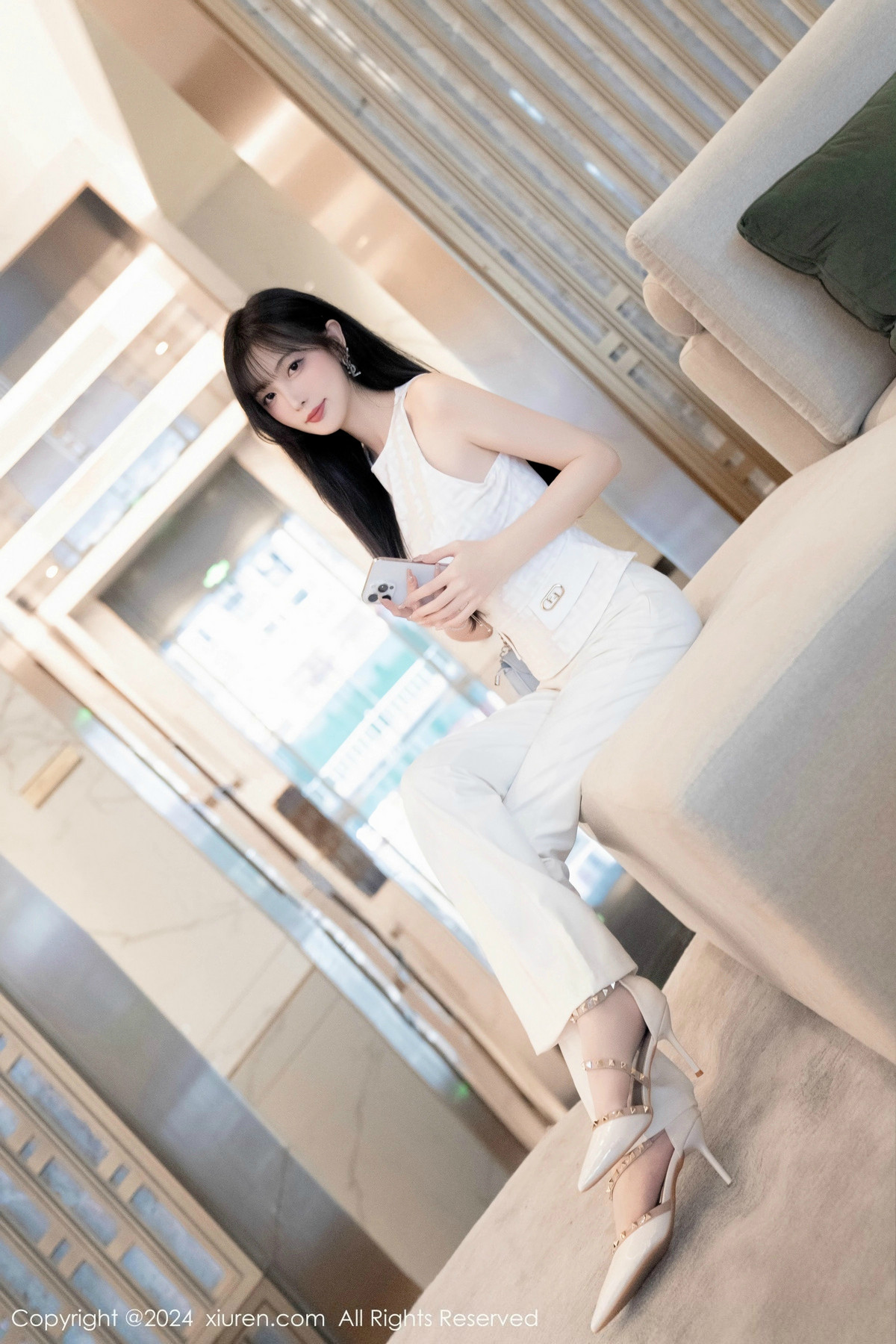 [XiuRen]高清写真图 2024.11.29 No.9528 林星阑 美腿丝袜