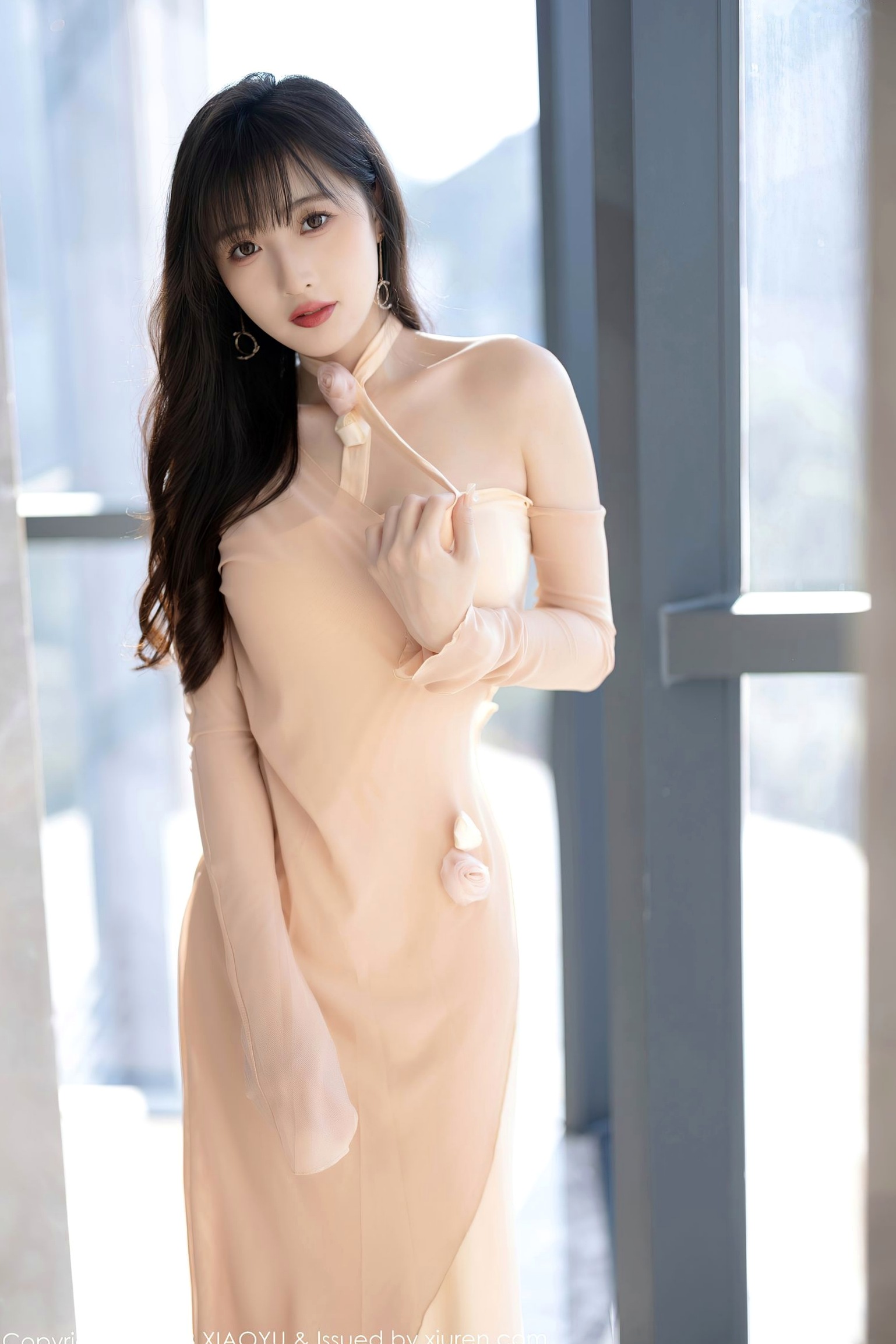 XiaoYu语画界-1049-林星阑贵州旅拍：米色长裙优雅与红丝肚兜黑丝私房诱惑（2023.06.14）