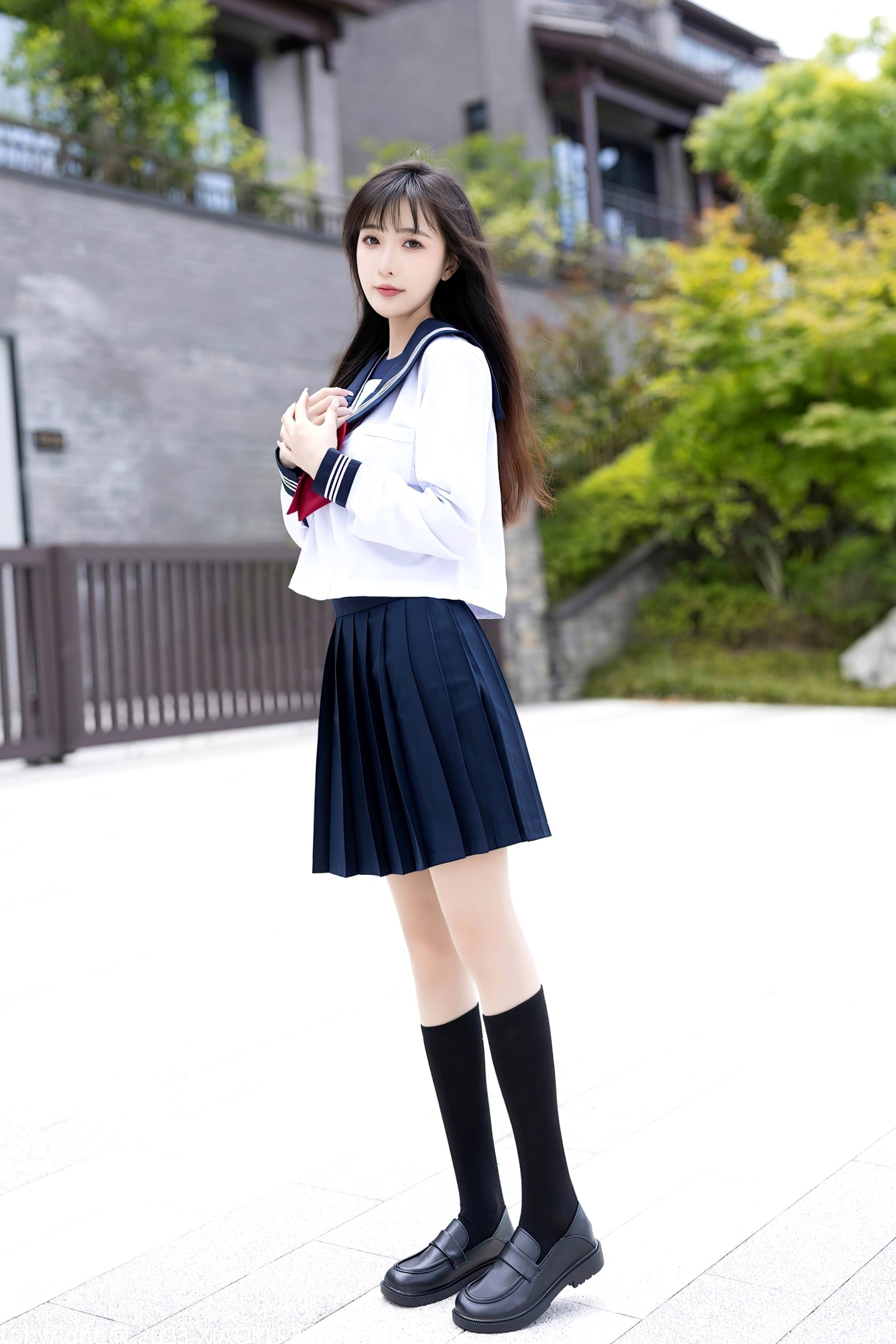 XiaoYu语画界1045：林星阑贵州旅拍，穿搭清纯日系校服与修身死库水，大长腿极致吸睛，气质甜美初恋感满满