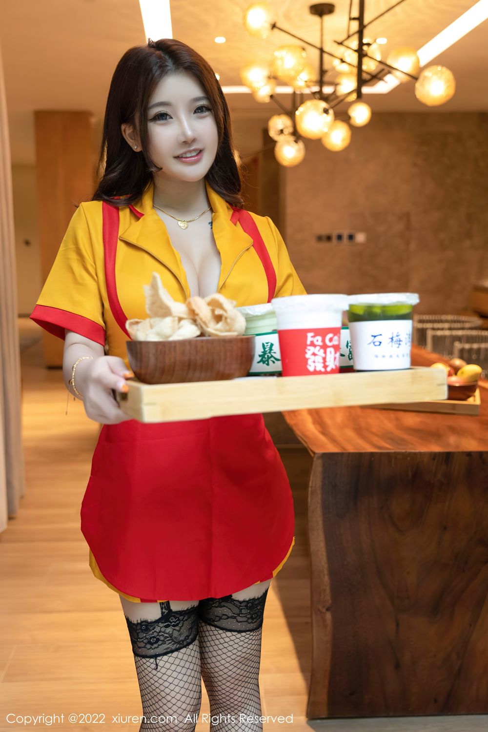 [XiuRen]高清写真图 2022.08.29 No.5509 小海臀Rena