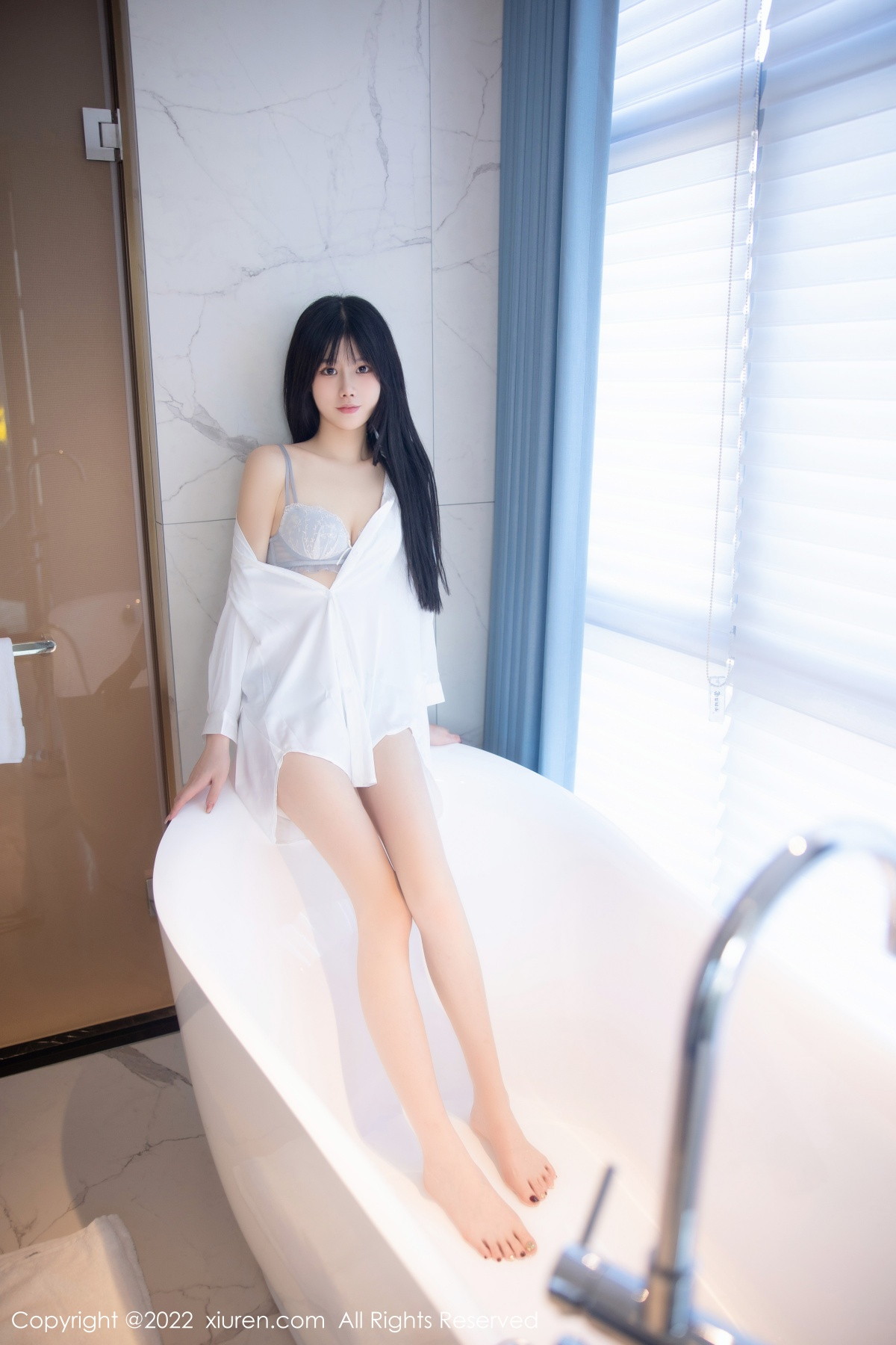 [XiuRen]高清写真图 2022.11.25 No.5909 77qiqi 浴缸美腿