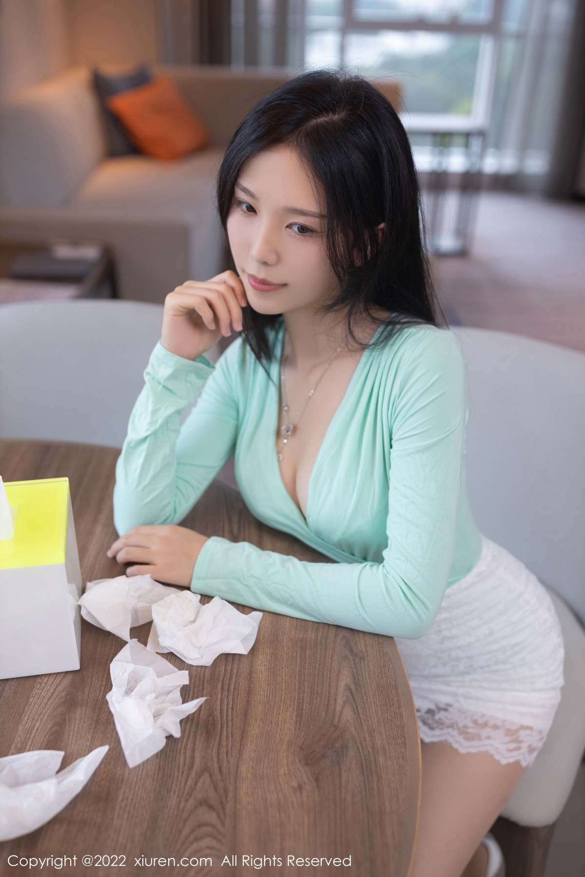 [XiuRen]高清写真图 2022.12.21 No.6026 利世 短裙美腿