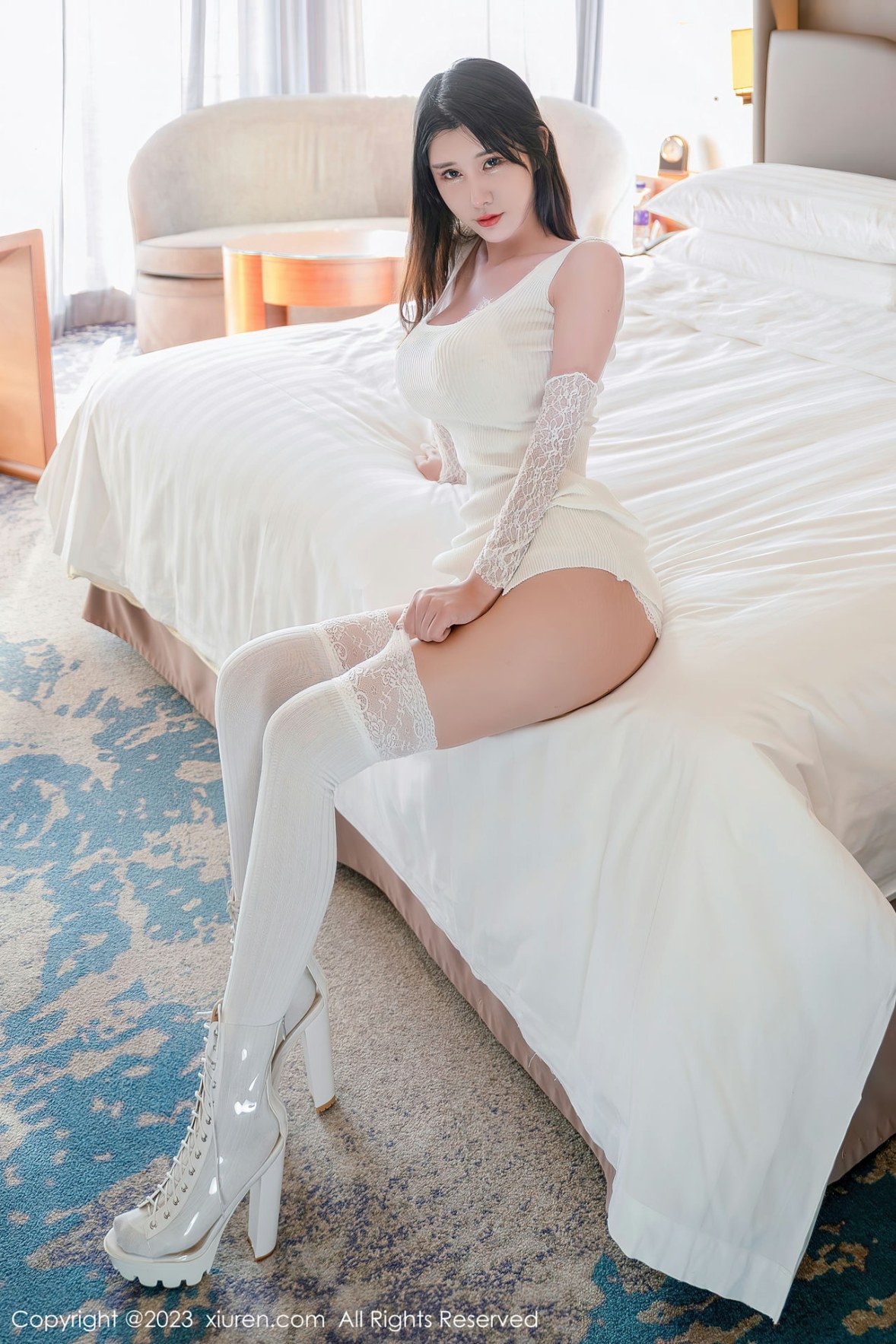 [XiuRen]高清写真图 2023.01.13 No.6128 夏沫沫tifa 丝袜美腿