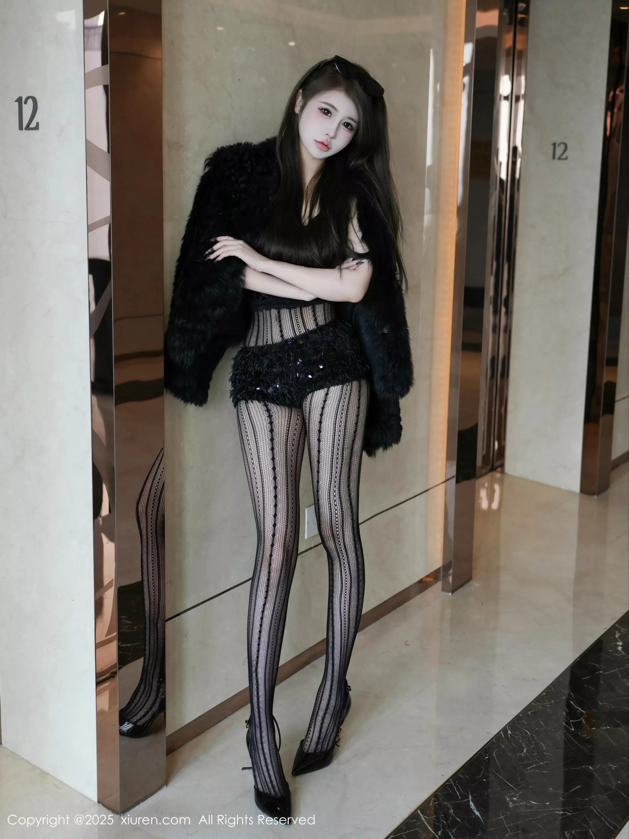 [XiuRen]高清写真图 2025.03.24 No.10056 甜妮 情趣内衣