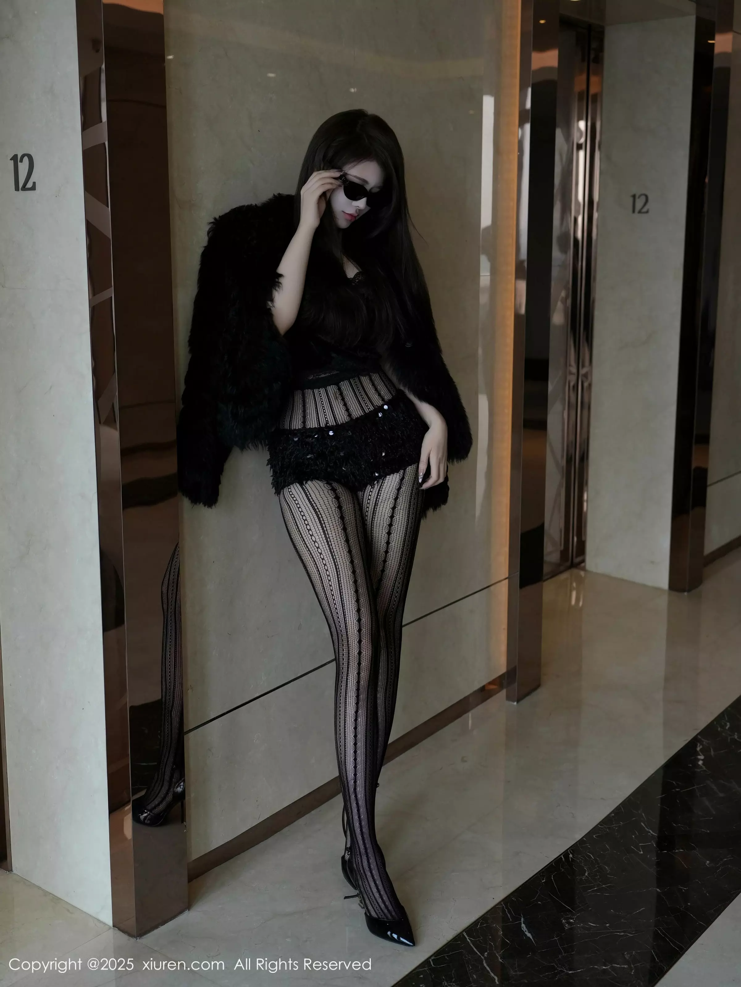 [XiuRen]高清写真图 2025.03.24 No.10056 甜妮 情趣内衣