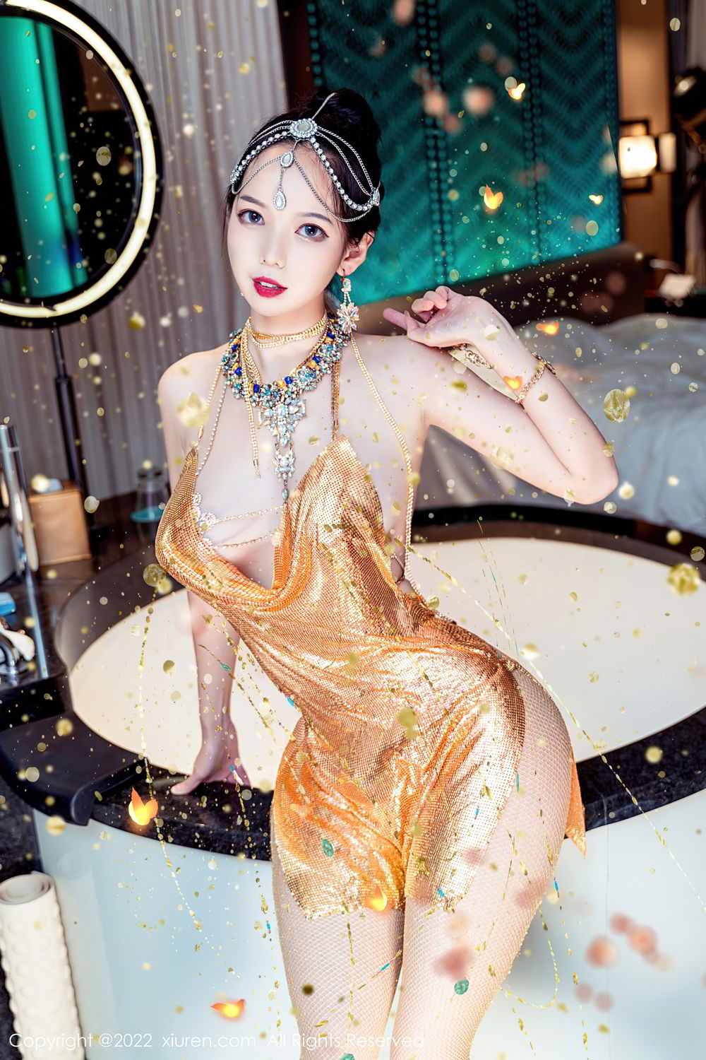 [XiuRen]高清写真图 2022.09.08 No.5559 大美妞儿