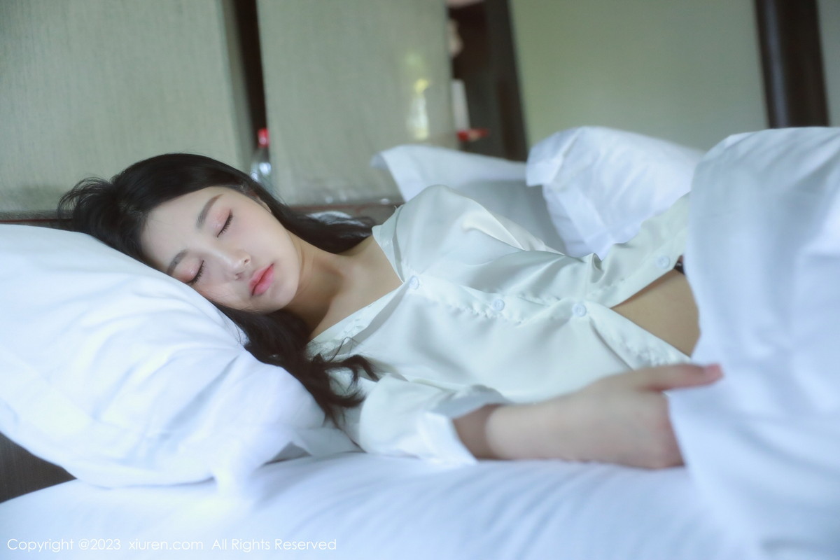 [XiuRen]高清写真图 2023.01.29 No.6183 谢晚晚 丰腴美臀