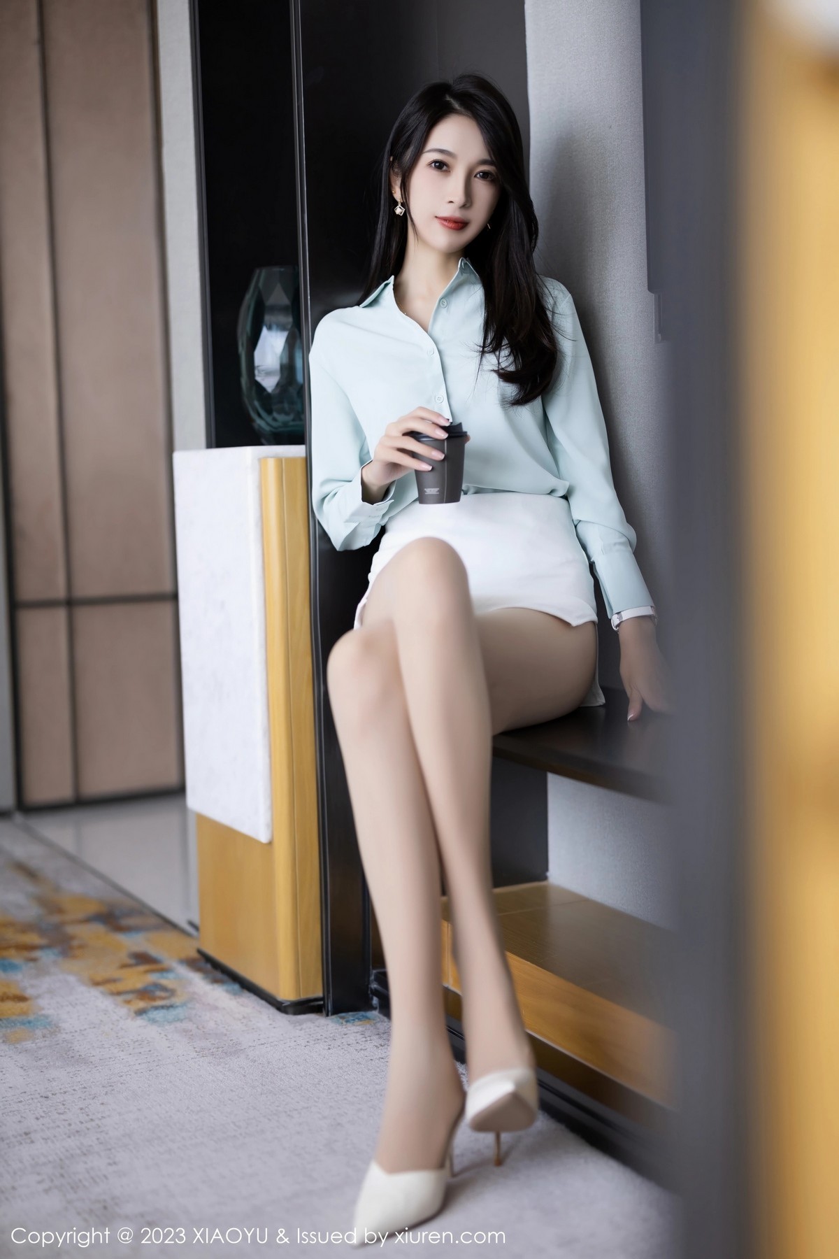 [XIAOYU]高清写真图 2023.04.03 VOL.999 林乐一 短裙美腿