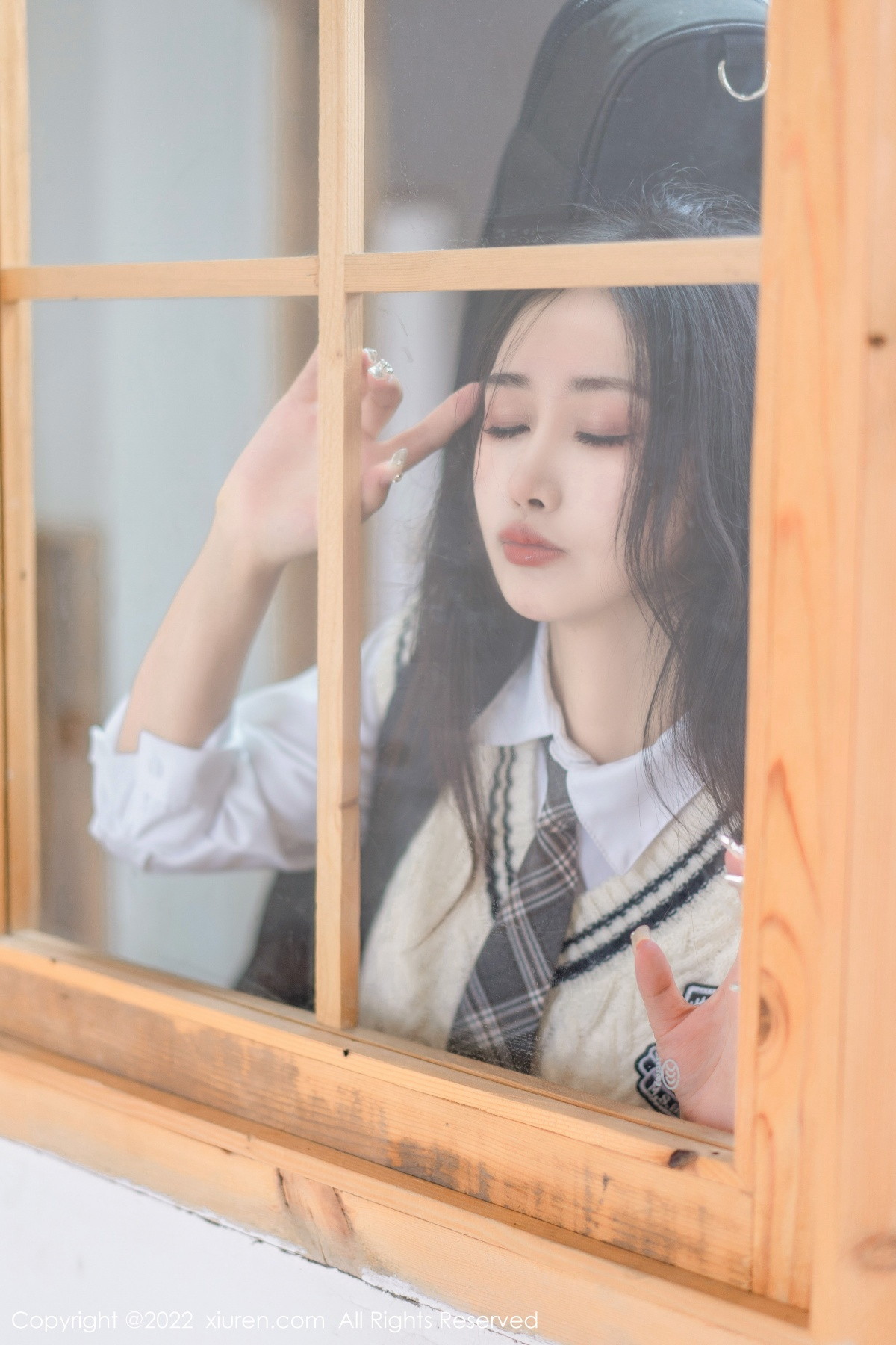 [XiuRen]高清写真图 2022.12.08 No.5970 laura阿姣 短裙美腿