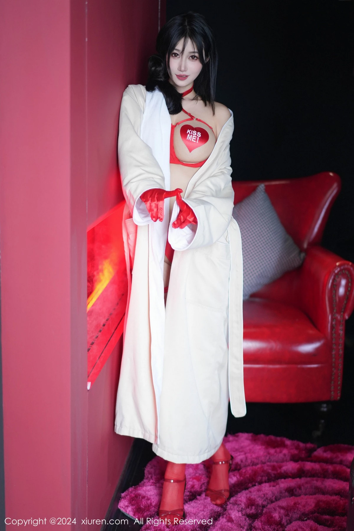 [XiuRen]高清写真图 2024.05.17 No.8555 laura阿姣 清纯美腿